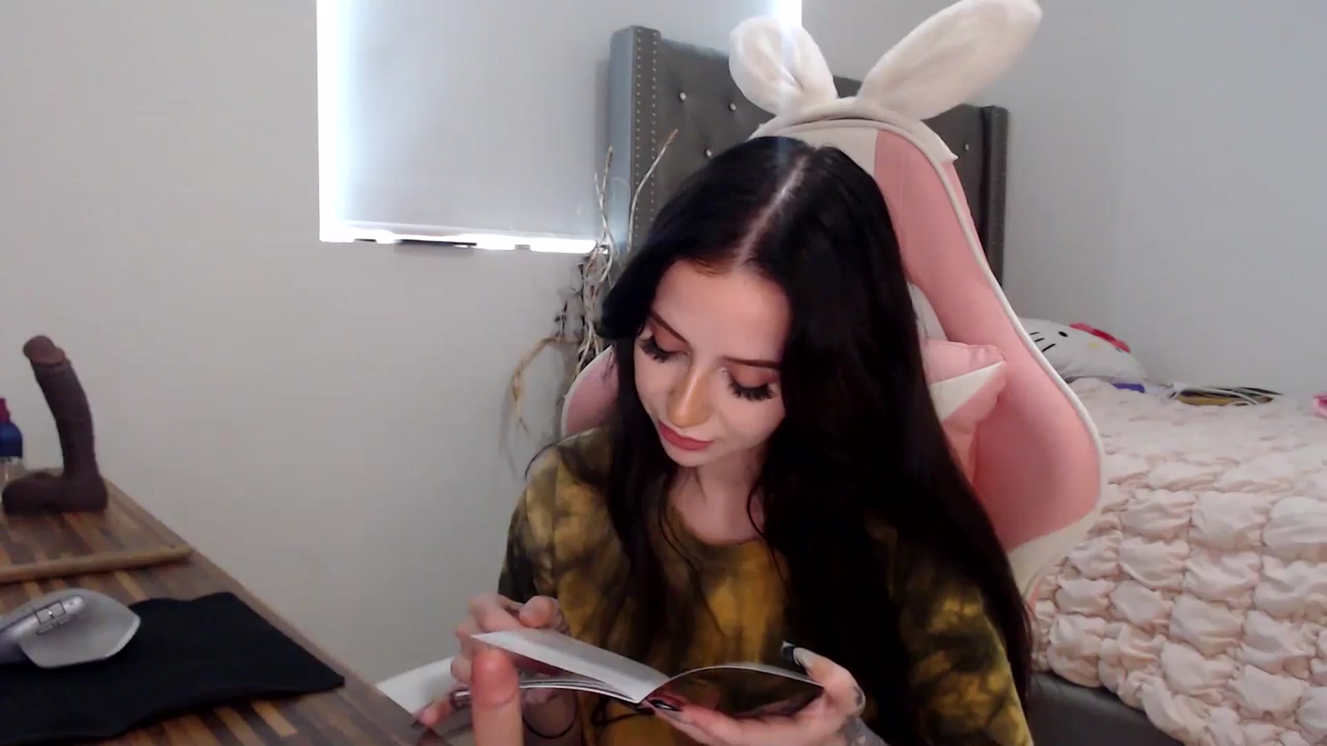 Gallery image thumbnail from iplayhardbabe's myfreecams stream on, 06/15/2024, 20:00 image 12 of 20