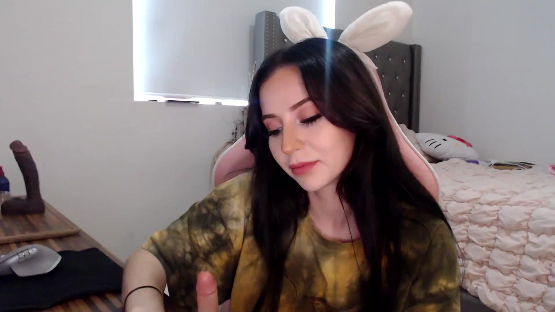 Gallery image thumbnail from iplayhardbabe's myfreecams stream on, 06/15/2024, 20:00 image 13 of 20