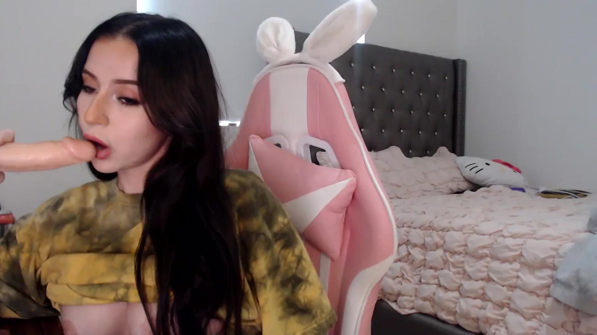 Gallery image thumbnail from iplayhardbabe's myfreecams stream on, 06/15/2024, 20:55 image 5 of 20