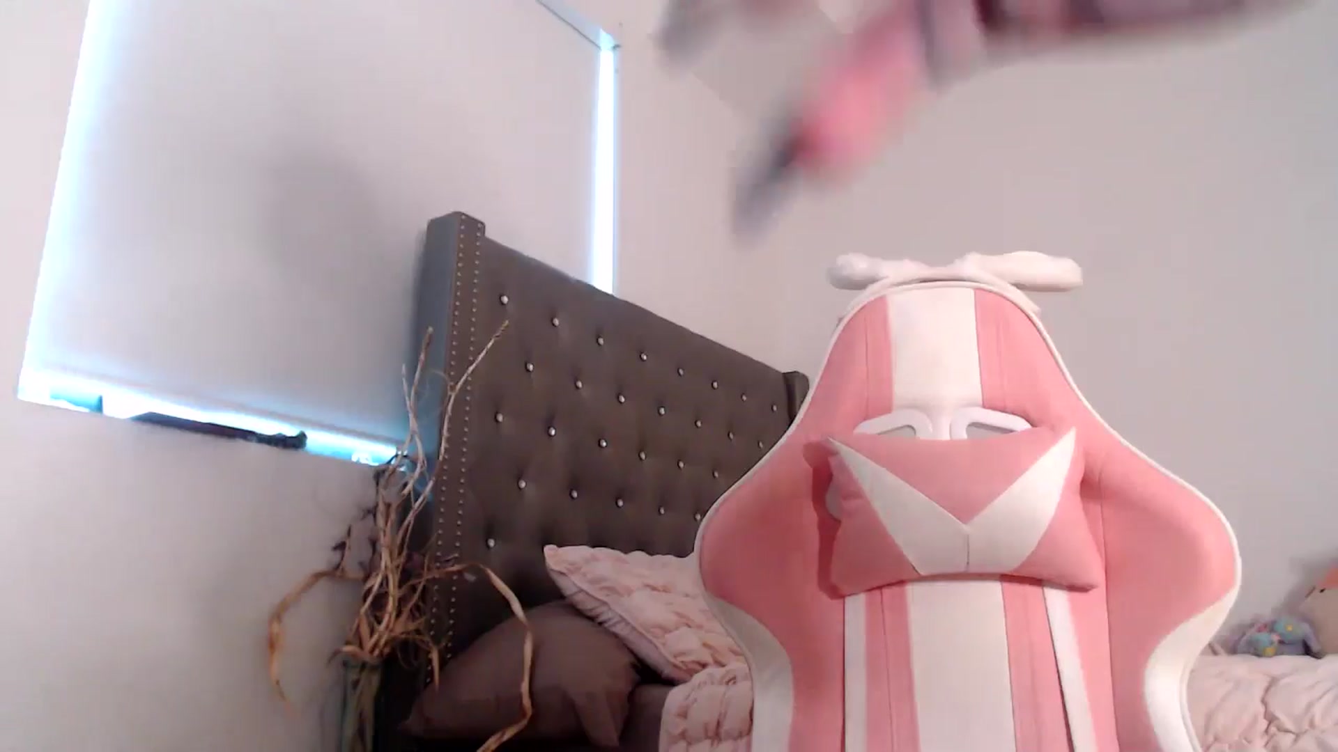Gallery image thumbnail from iplayhardbabe's myfreecams stream on, 06/16/2024, 23:56 image 15 of 20