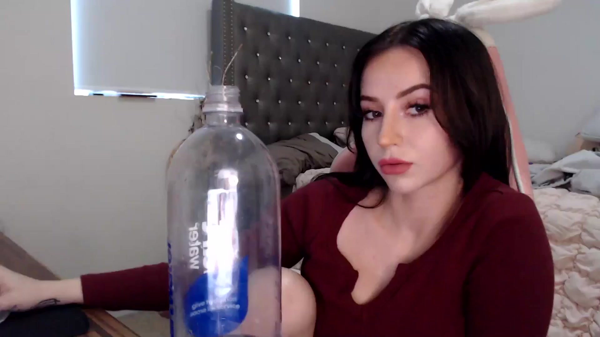 Gallery image thumbnail from iplayhardbabe's myfreecams stream on, 06/24/2024, 24:23 image 1 of 20