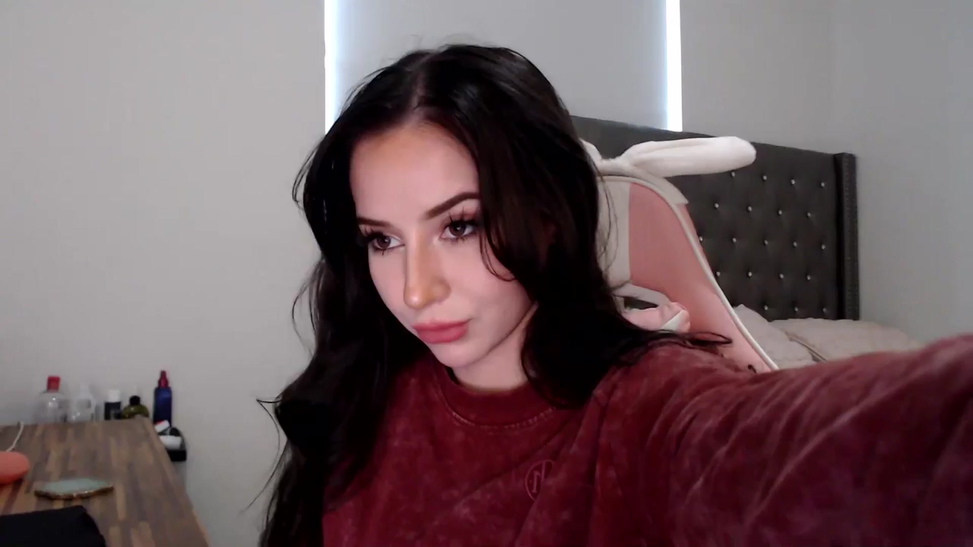 Gallery image thumbnail from iplayhardbabe's myfreecams stream on, 06/24/2024, 20:12 image 1 of 20