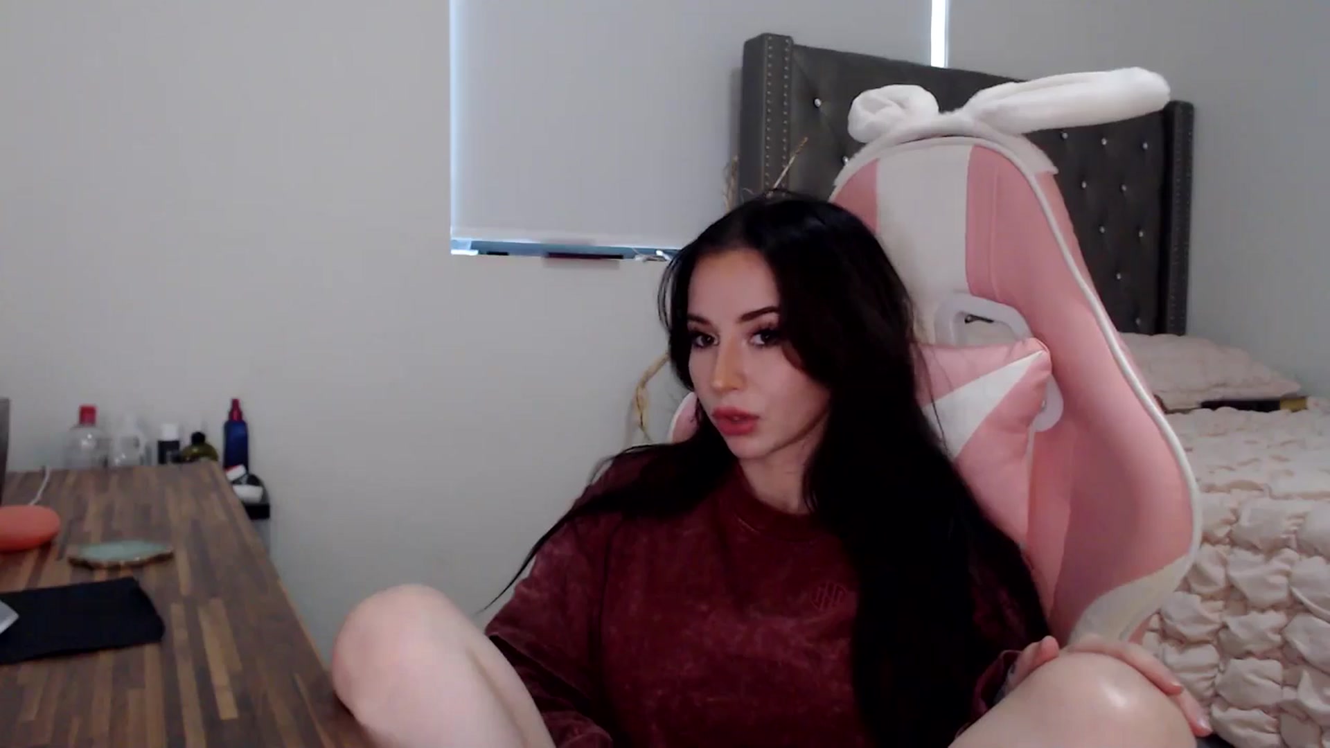 Gallery image thumbnail from iplayhardbabe's myfreecams stream on, 06/24/2024, 20:12 image 8 of 20