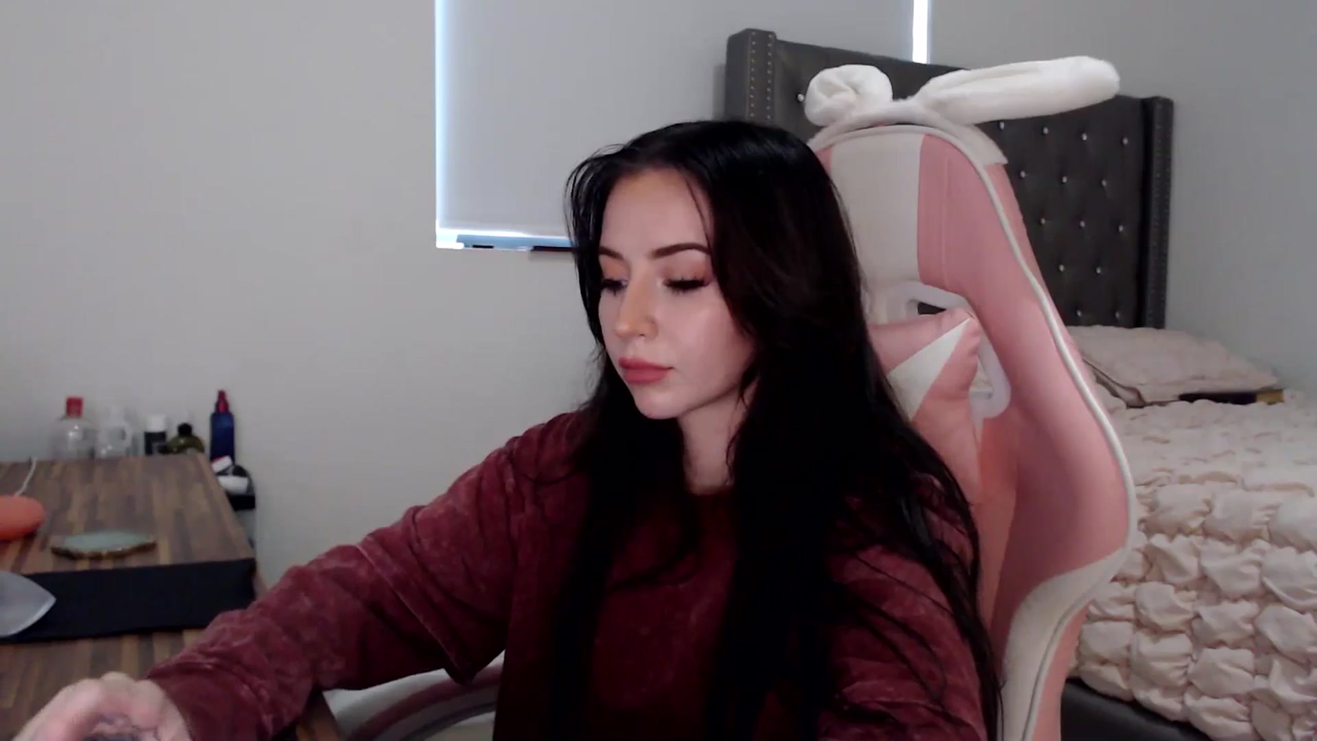Gallery image thumbnail from iplayhardbabe's myfreecams stream on, 06/24/2024, 20:12 image 19 of 20