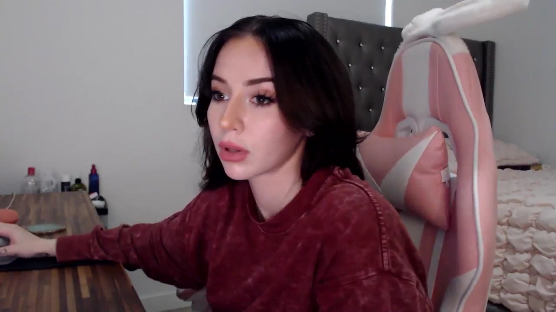 Gallery image thumbnail from iplayhardbabe's myfreecams stream on, 06/24/2024, 20:12 image 20 of 20
