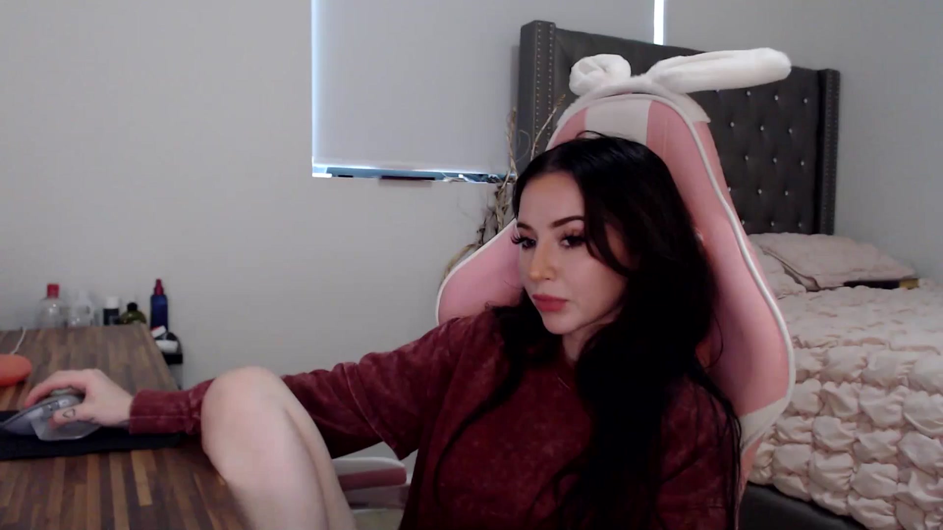 Gallery image thumbnail from iplayhardbabe's myfreecams stream on, 06/24/2024, 20:12 image 11 of 20