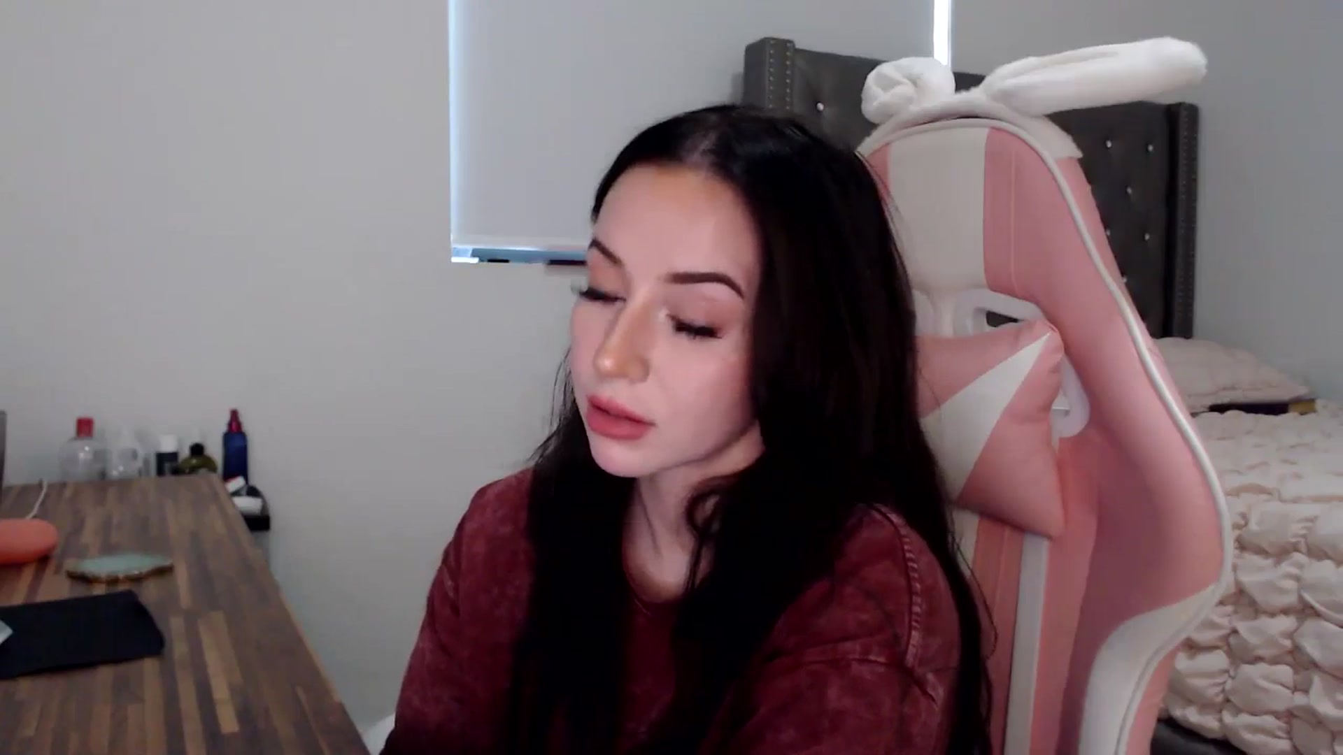 Gallery image thumbnail from iplayhardbabe's myfreecams stream on, 06/24/2024, 20:12 image 7 of 20