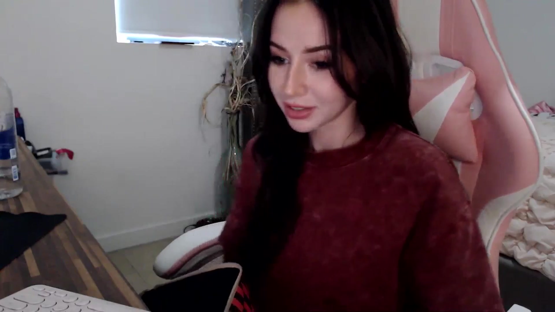 Gallery image thumbnail from iplayhardbabe's myfreecams stream on, 06/24/2024, 23:27 image 20 of 20