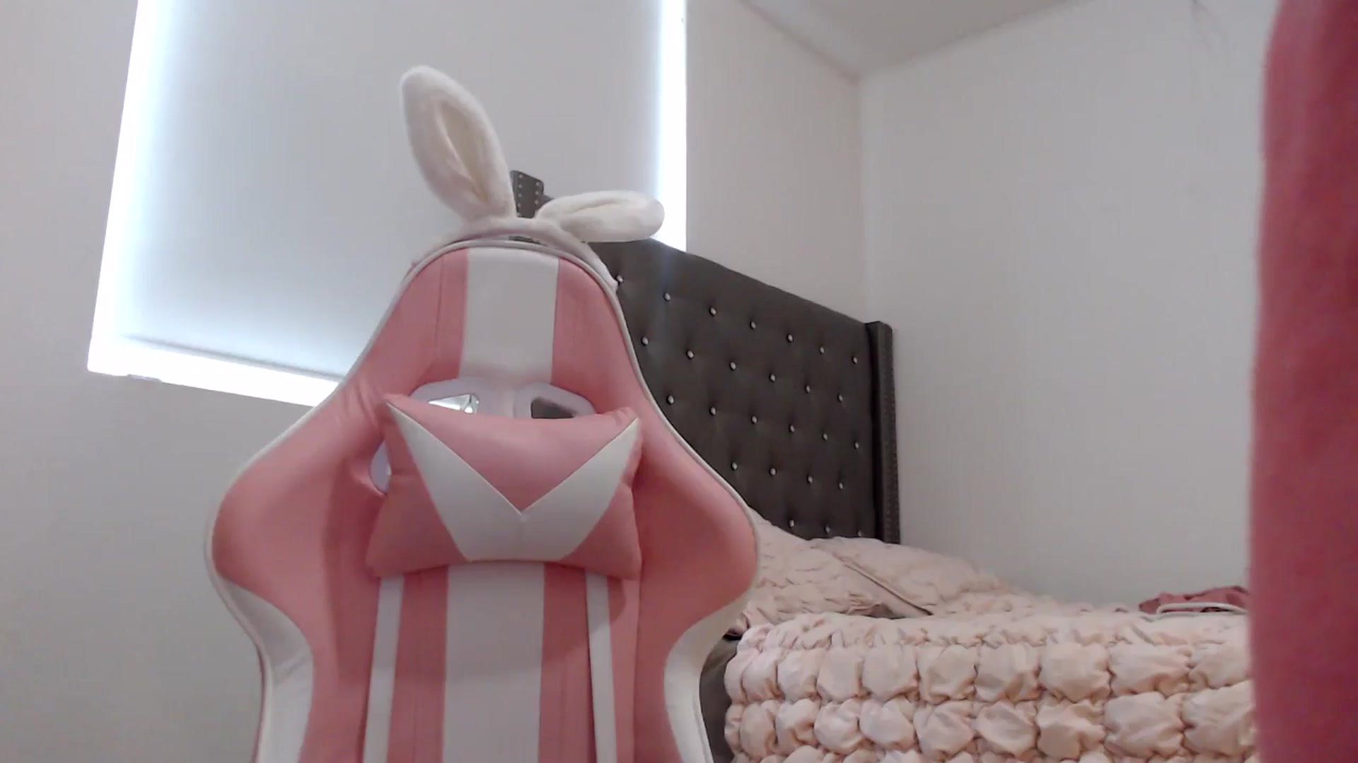 Gallery image thumbnail from iplayhardbabe's myfreecams stream on, 06/29/2024, 22:16 image 9 of 20
