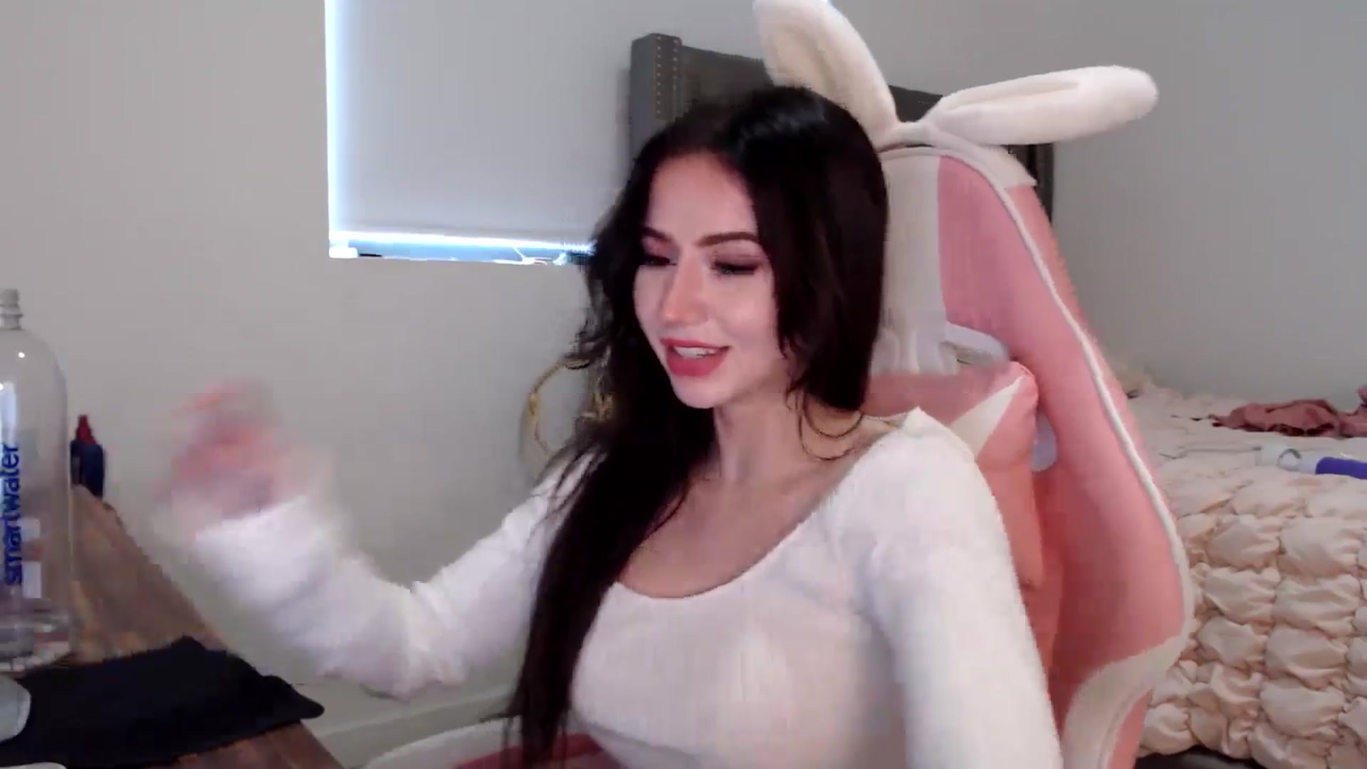 Gallery image thumbnail from iplayhardbabe's myfreecams stream on, 06/29/2024, 22:41 image 7 of 20