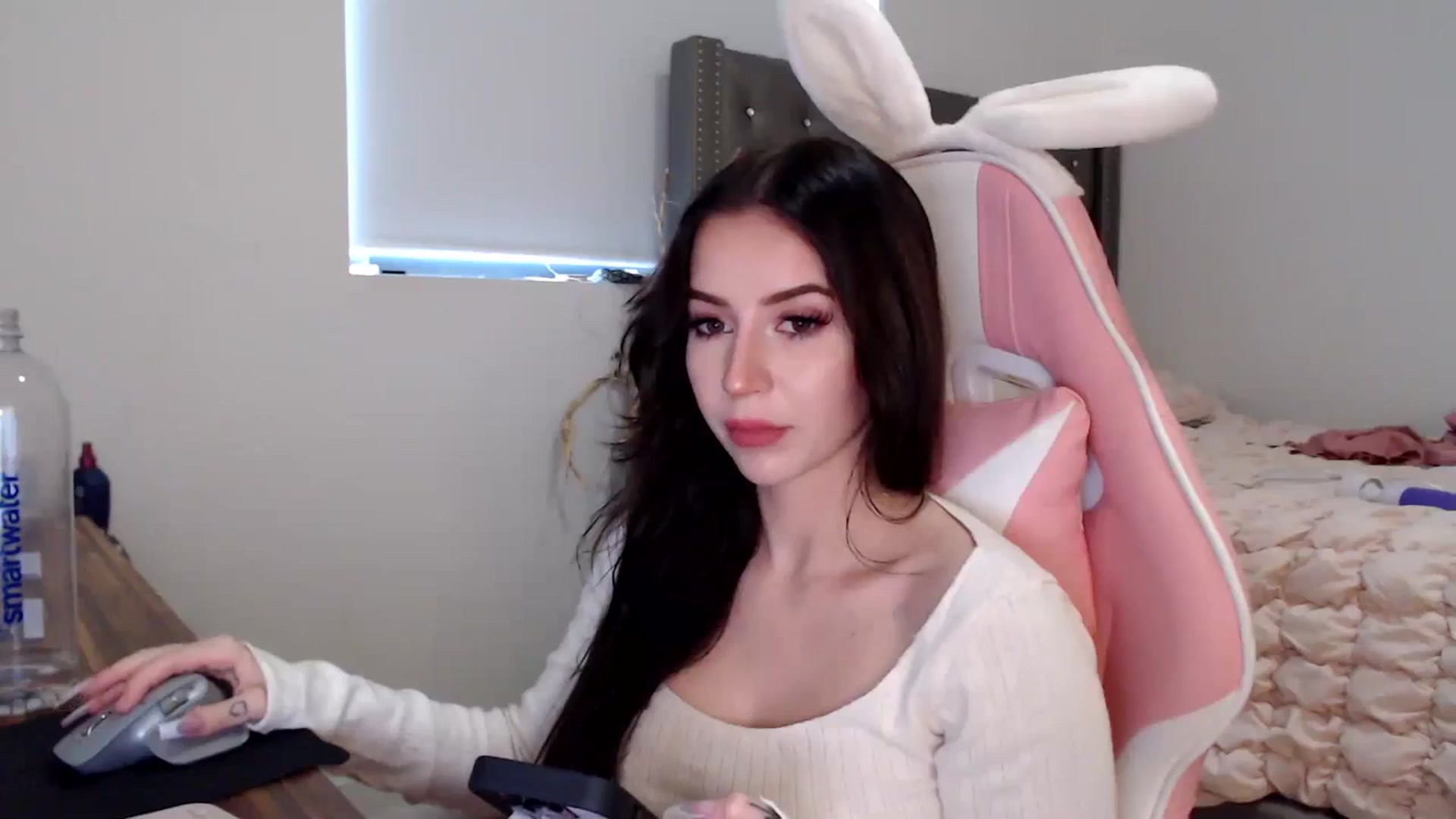Gallery image thumbnail from iplayhardbabe's myfreecams stream on, 06/29/2024, 22:41 image 8 of 20