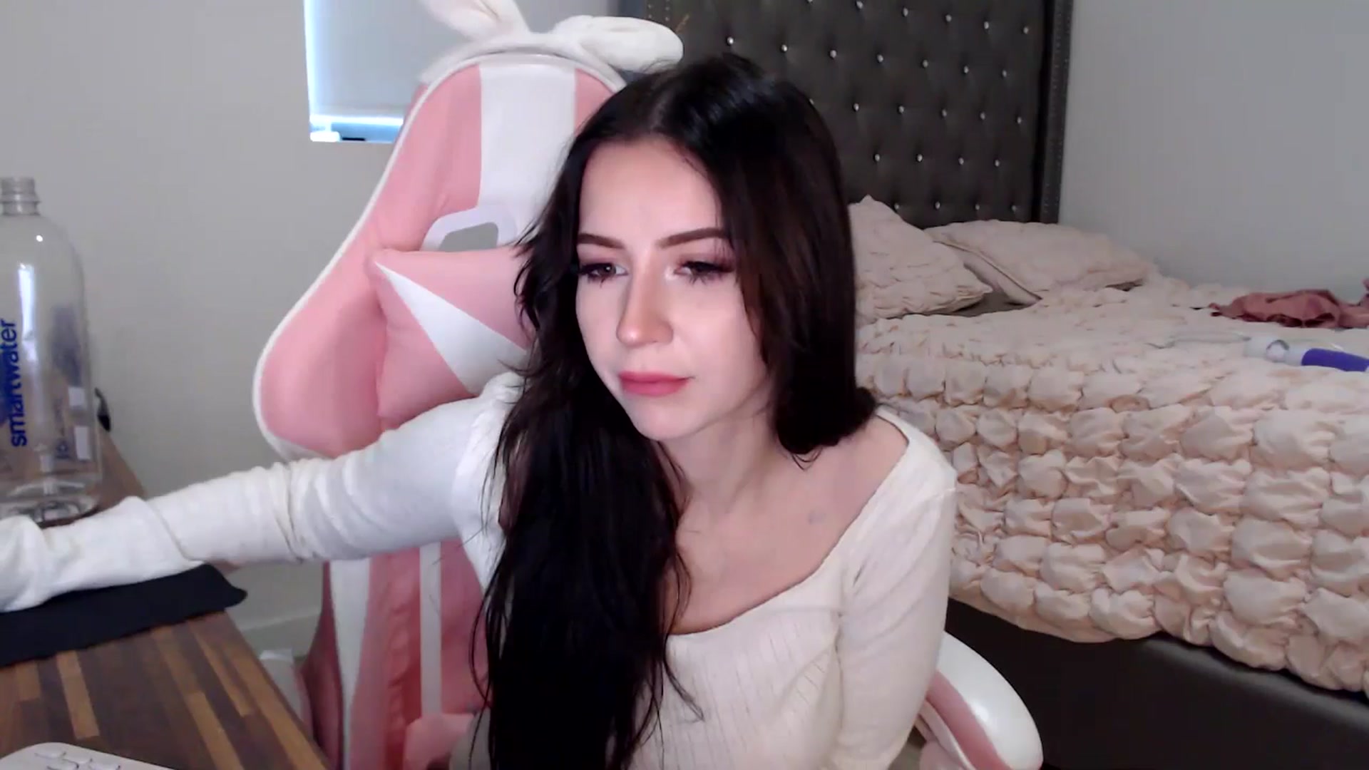 Gallery image thumbnail from iplayhardbabe's myfreecams stream on, 06/29/2024, 22:41 image 15 of 20