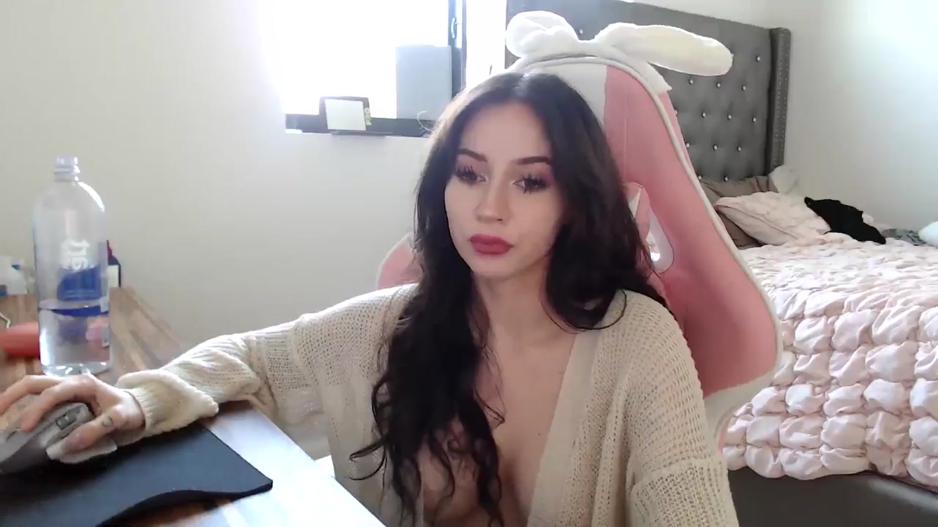 Gallery image thumbnail from iplayhardbabe's myfreecams stream on, 07/07/2024, 21:05 image 6 of 20