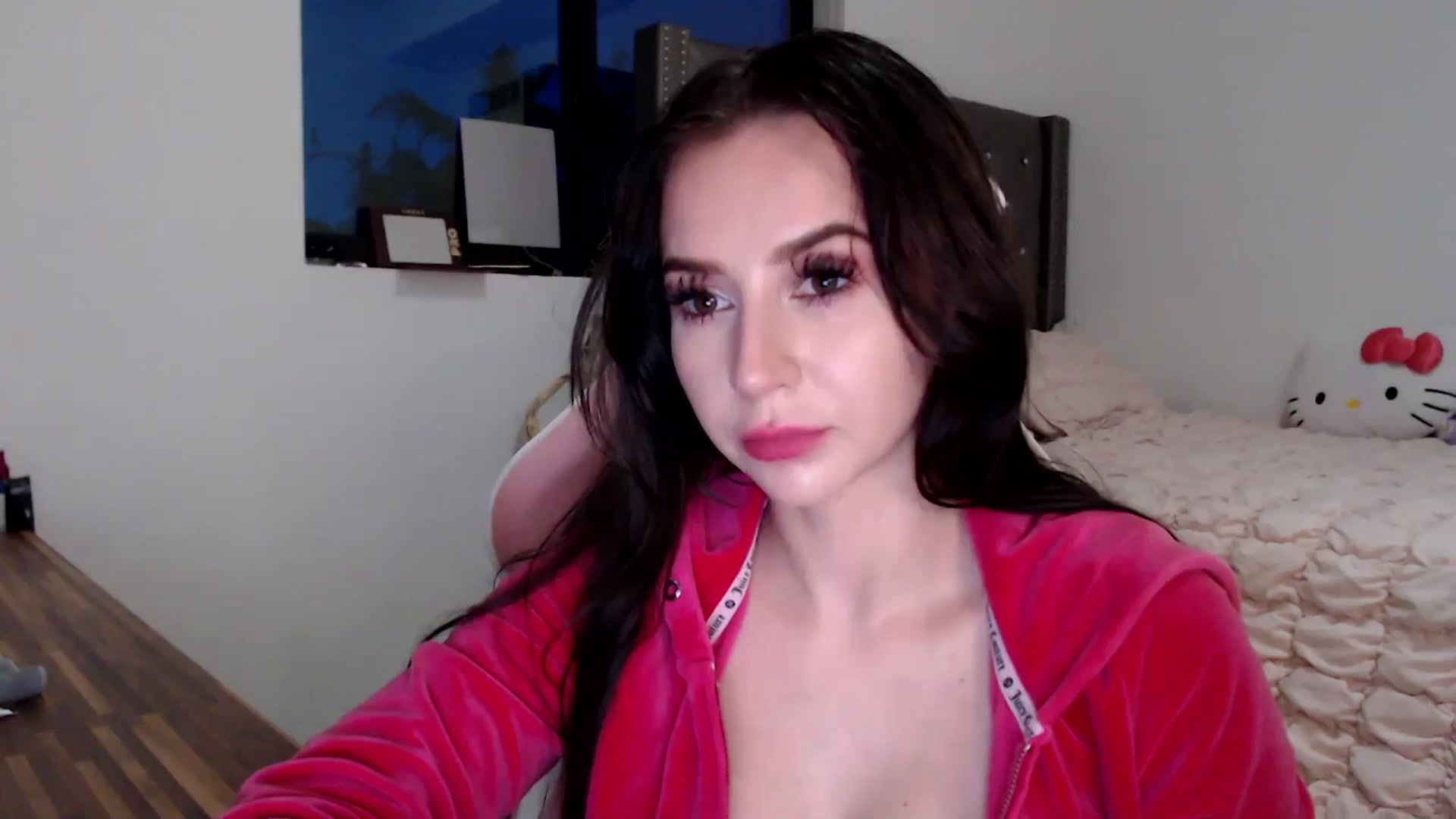Gallery image thumbnail from iplayhardbabe's myfreecams stream on, 07/16/2024, 24:53 image 2 of 20