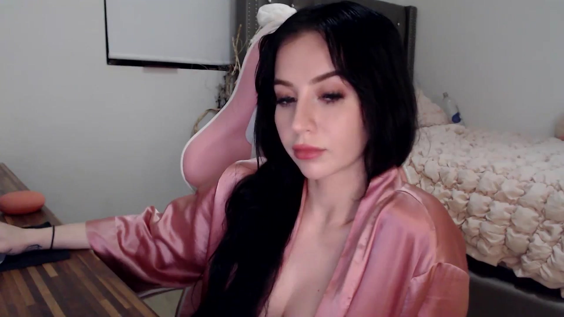 Gallery image thumbnail from iplayhardbabe's myfreecams stream on, 07/20/2024, 10:00 image 10 of 20