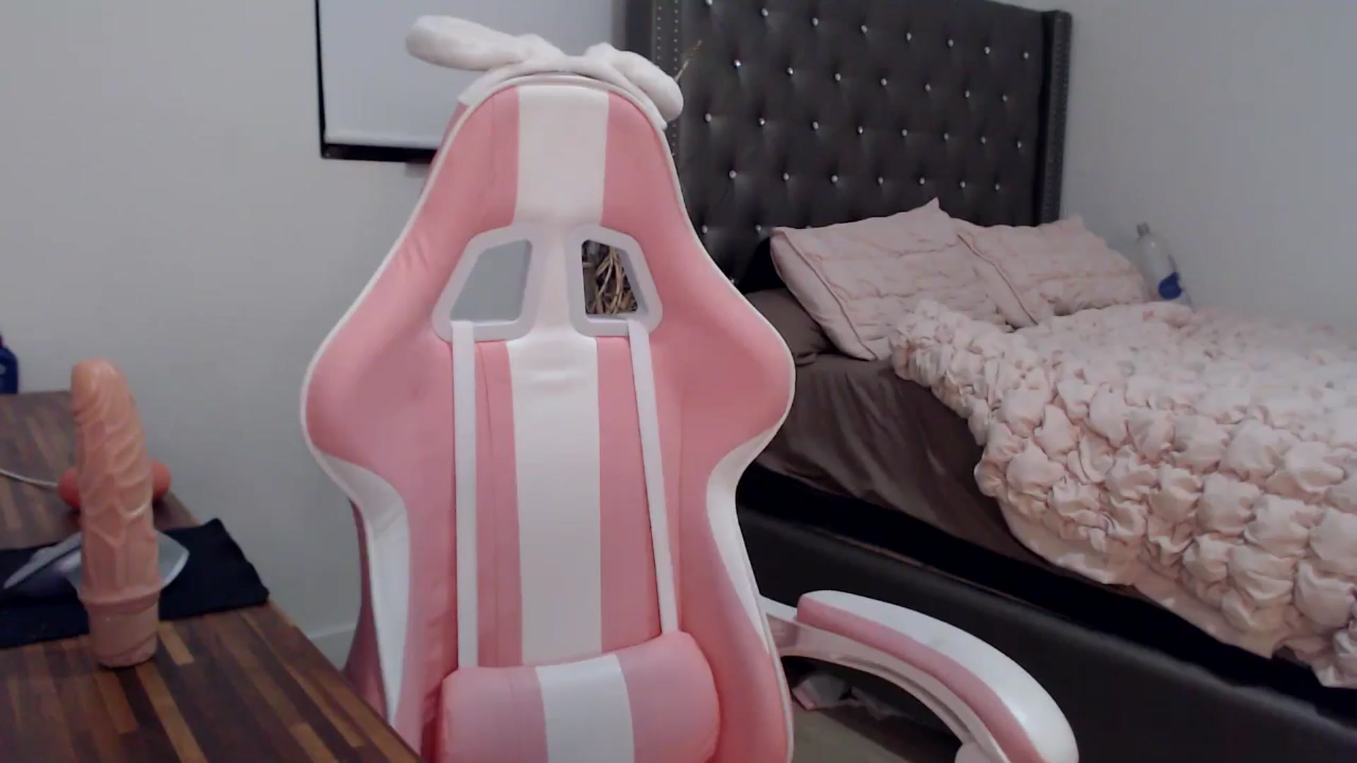 Gallery image thumbnail from iplayhardbabe's myfreecams stream on, 07/20/2024, 10:00 image 19 of 20