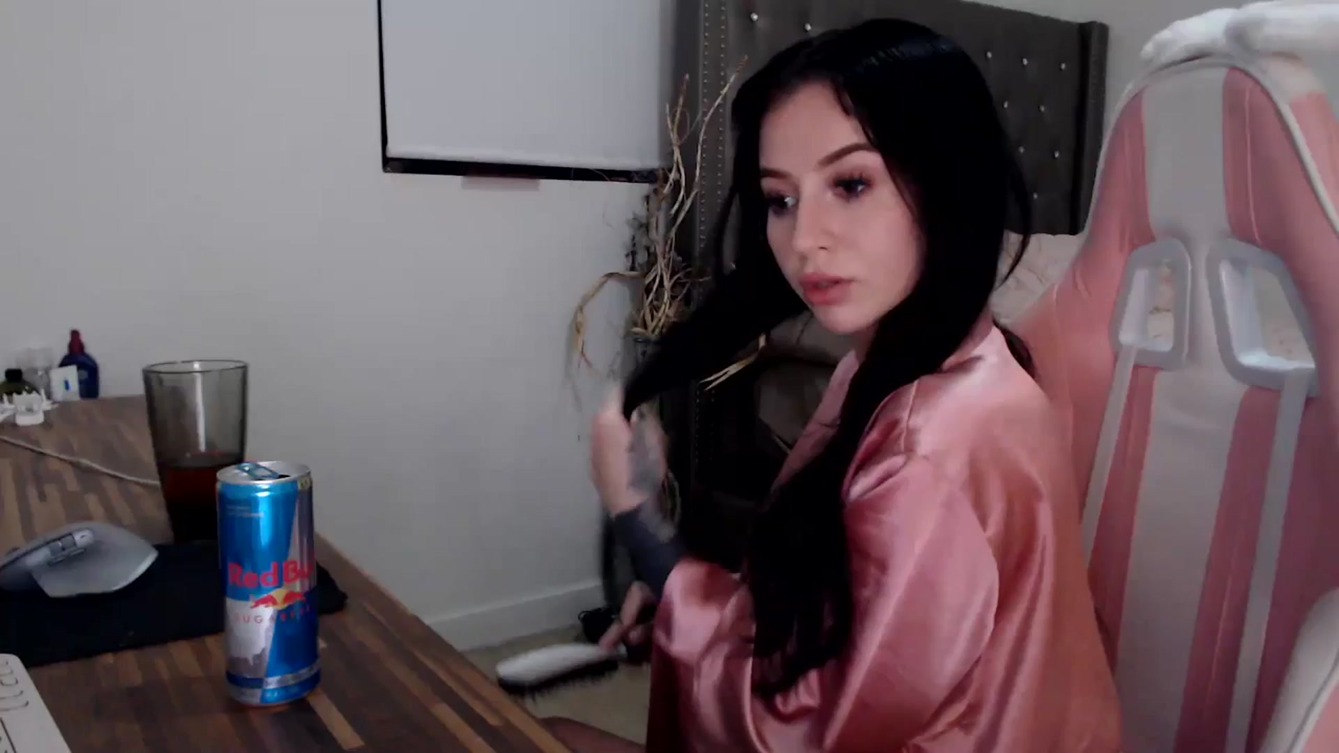 Gallery image thumbnail from iplayhardbabe's myfreecams stream on, 07/20/2024, 10:00 image 1 of 20