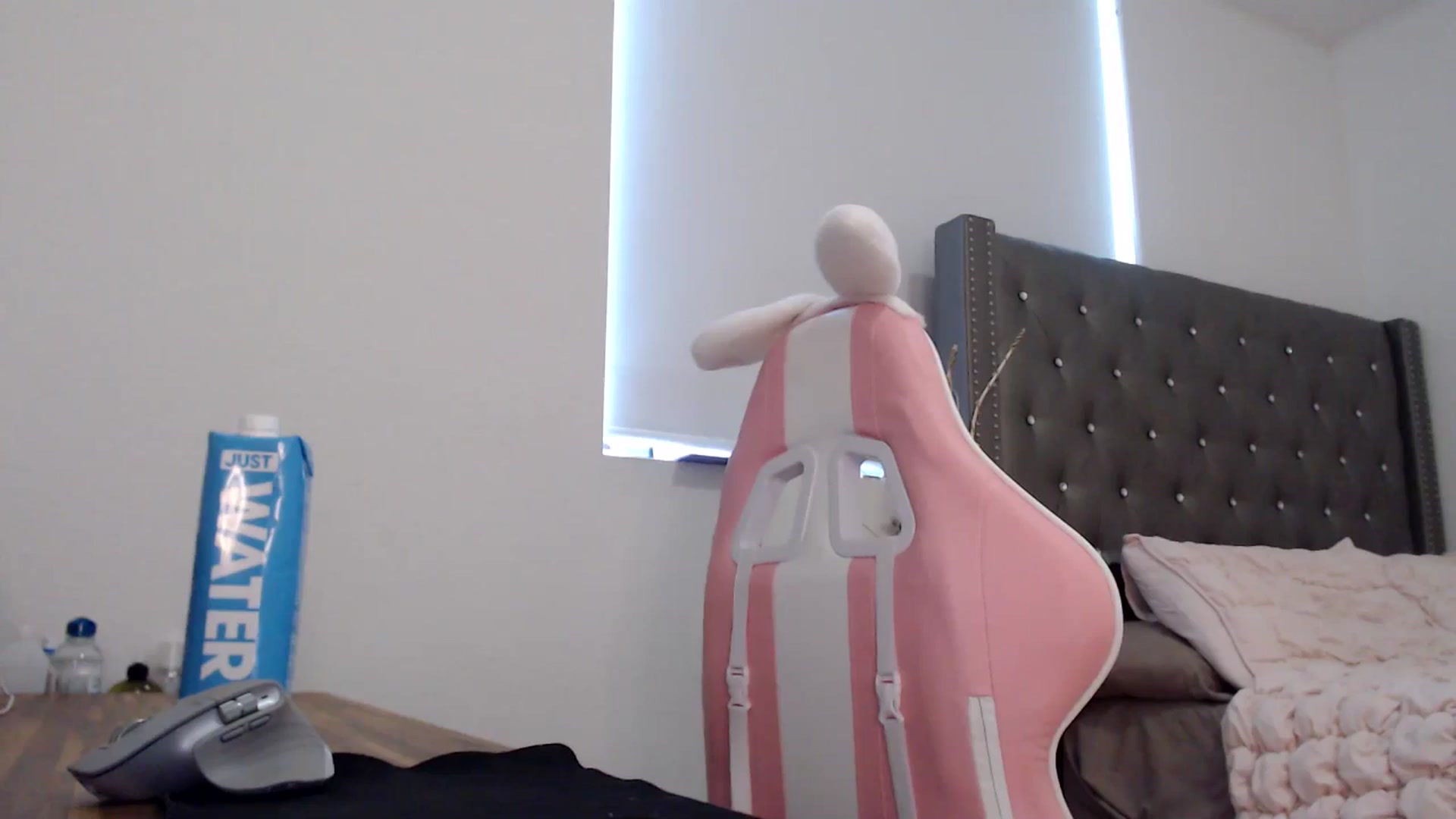 Gallery image thumbnail from iplayhardbabe's myfreecams stream on, 07/20/2024, 23:41 image 1 of 20