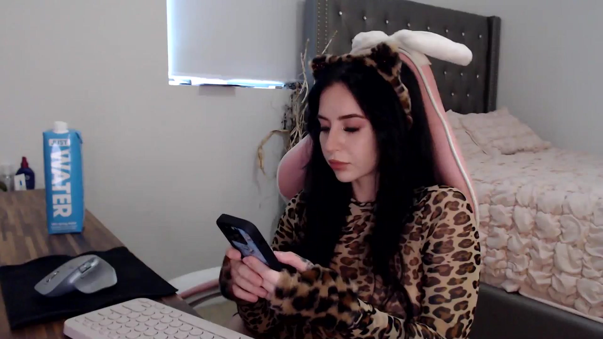 Gallery image thumbnail from iplayhardbabe's myfreecams stream on, 07/20/2024, 23:41 image 8 of 20