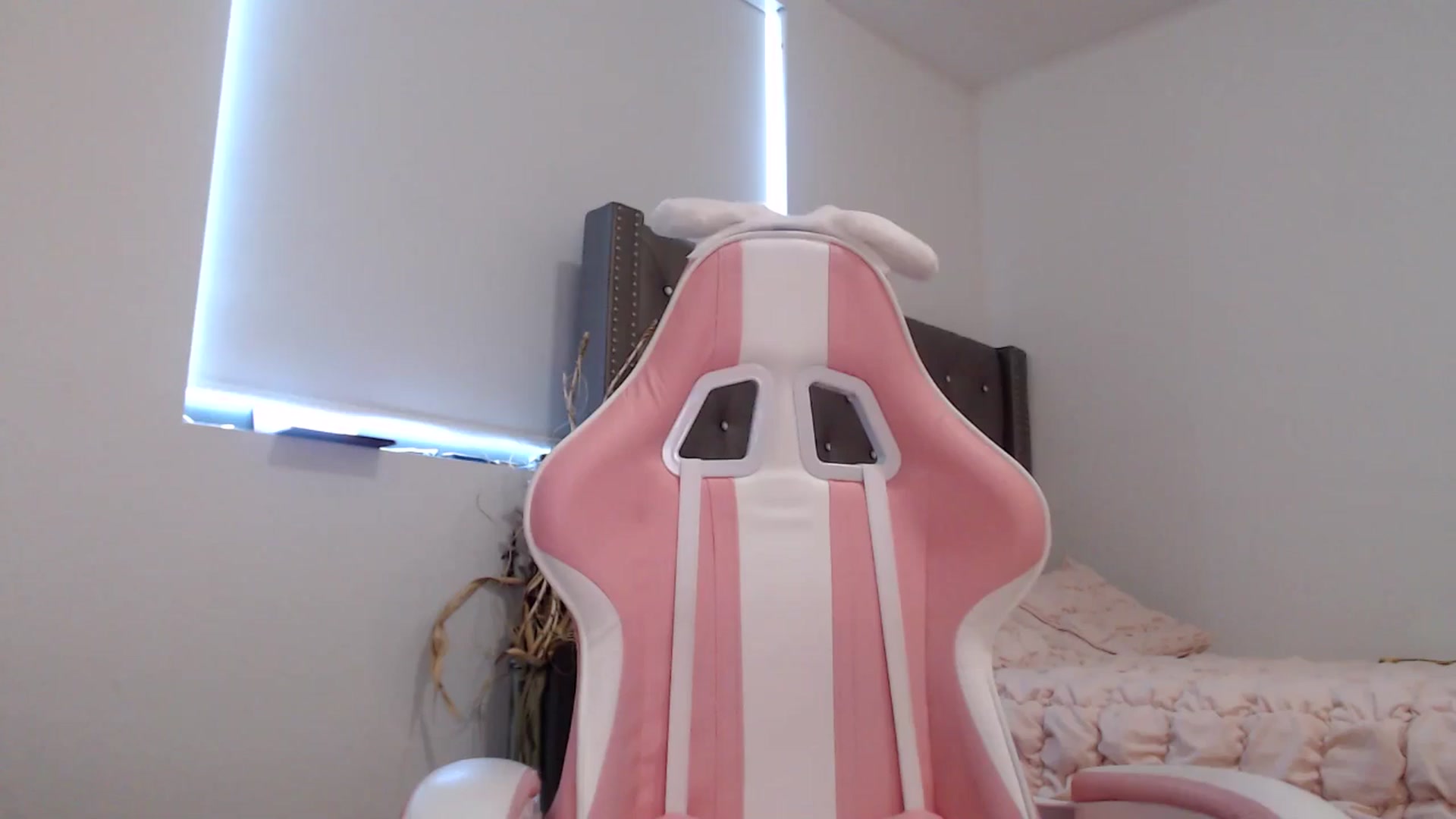 Gallery image thumbnail from iplayhardbabe's myfreecams stream on, 07/25/2024, 22:28 image 1 of 20