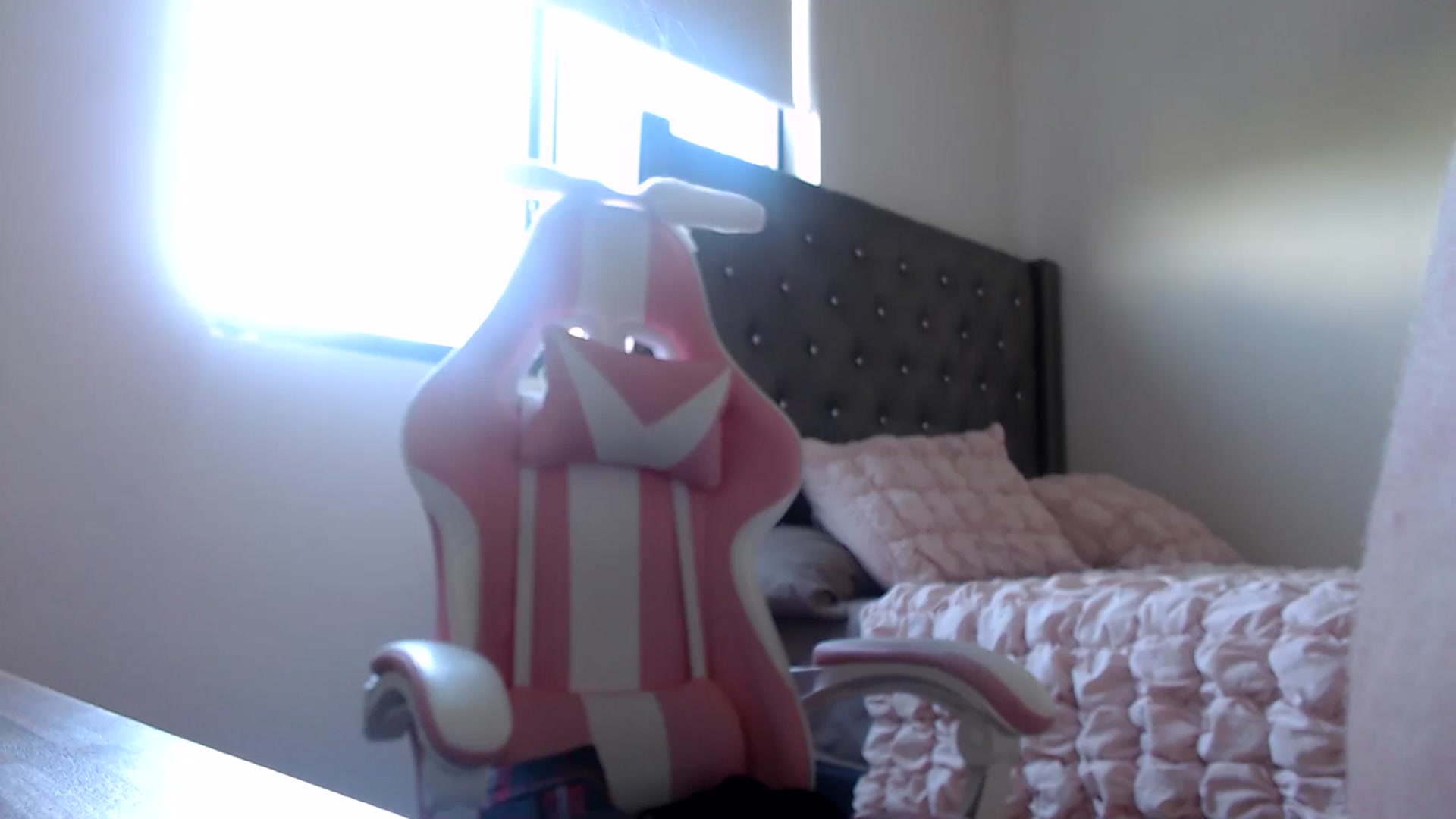 Gallery image thumbnail from iplayhardbabe's myfreecams stream on, 07/26/2024, 22:27 image 6 of 20