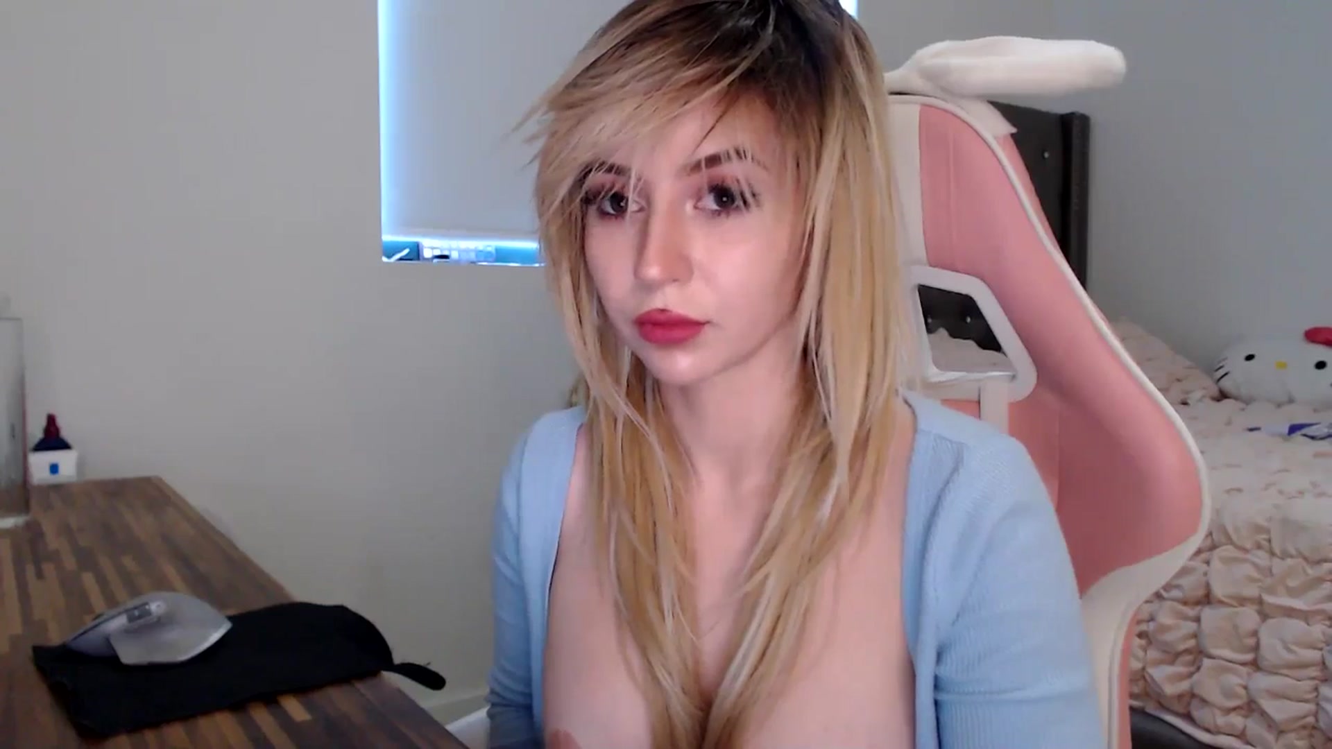 Gallery image thumbnail from iplayhardbabe's myfreecams stream on, 07/27/2024, 22:06 image 16 of 20