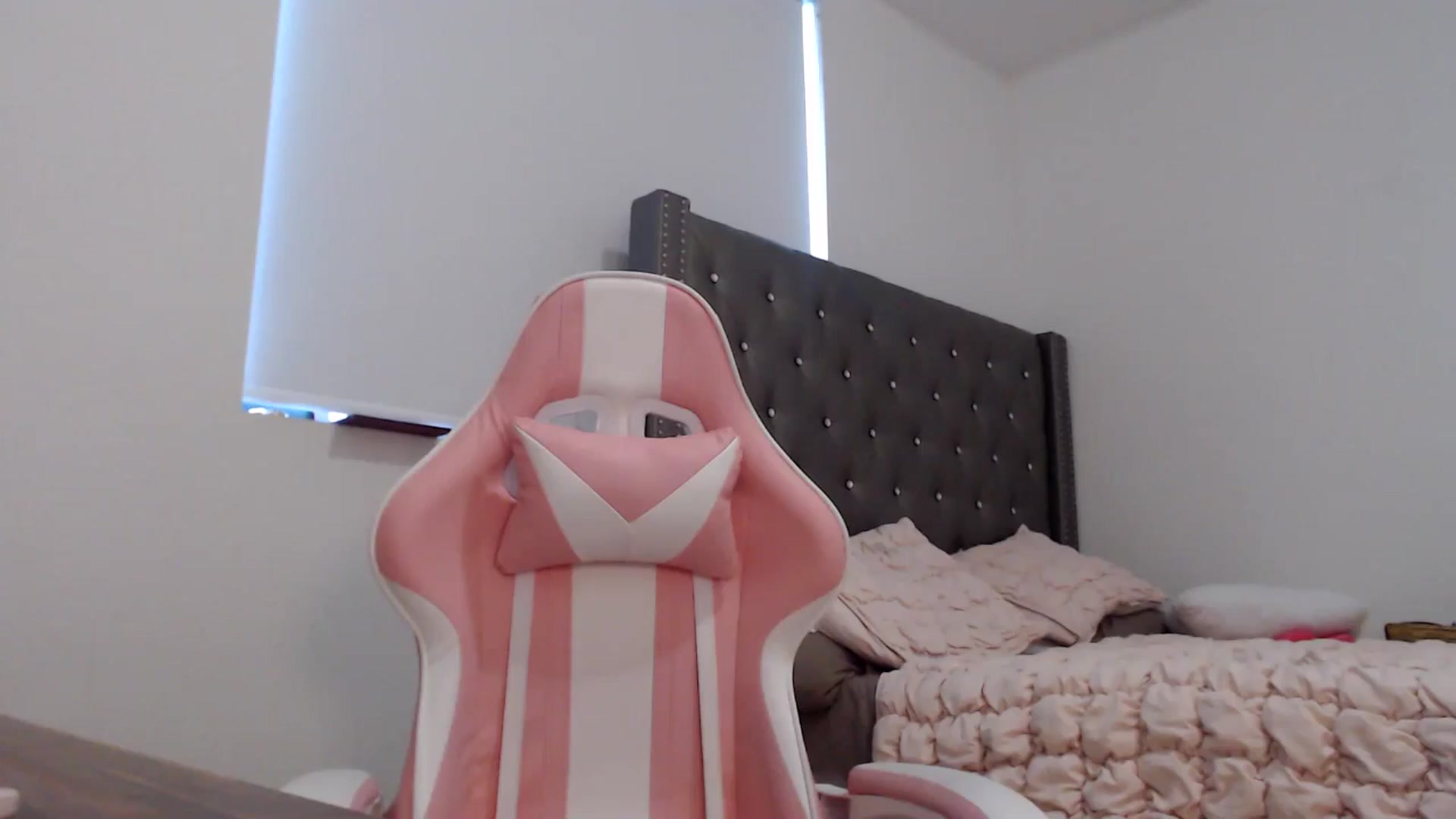 Gallery image thumbnail from iplayhardbabe's myfreecams stream on, 07/31/2024, 23:37 image 17 of 20