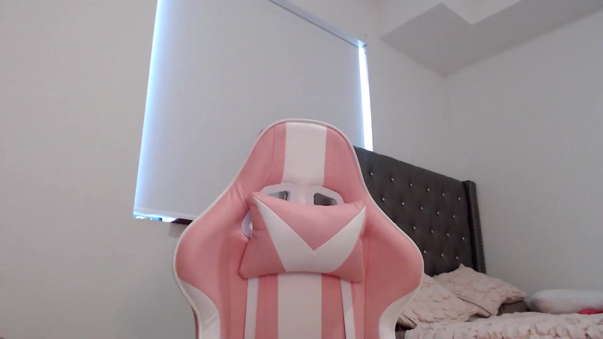 Gallery image thumbnail from iplayhardbabe's myfreecams stream on, 07/31/2024, 23:37 image 2 of 20