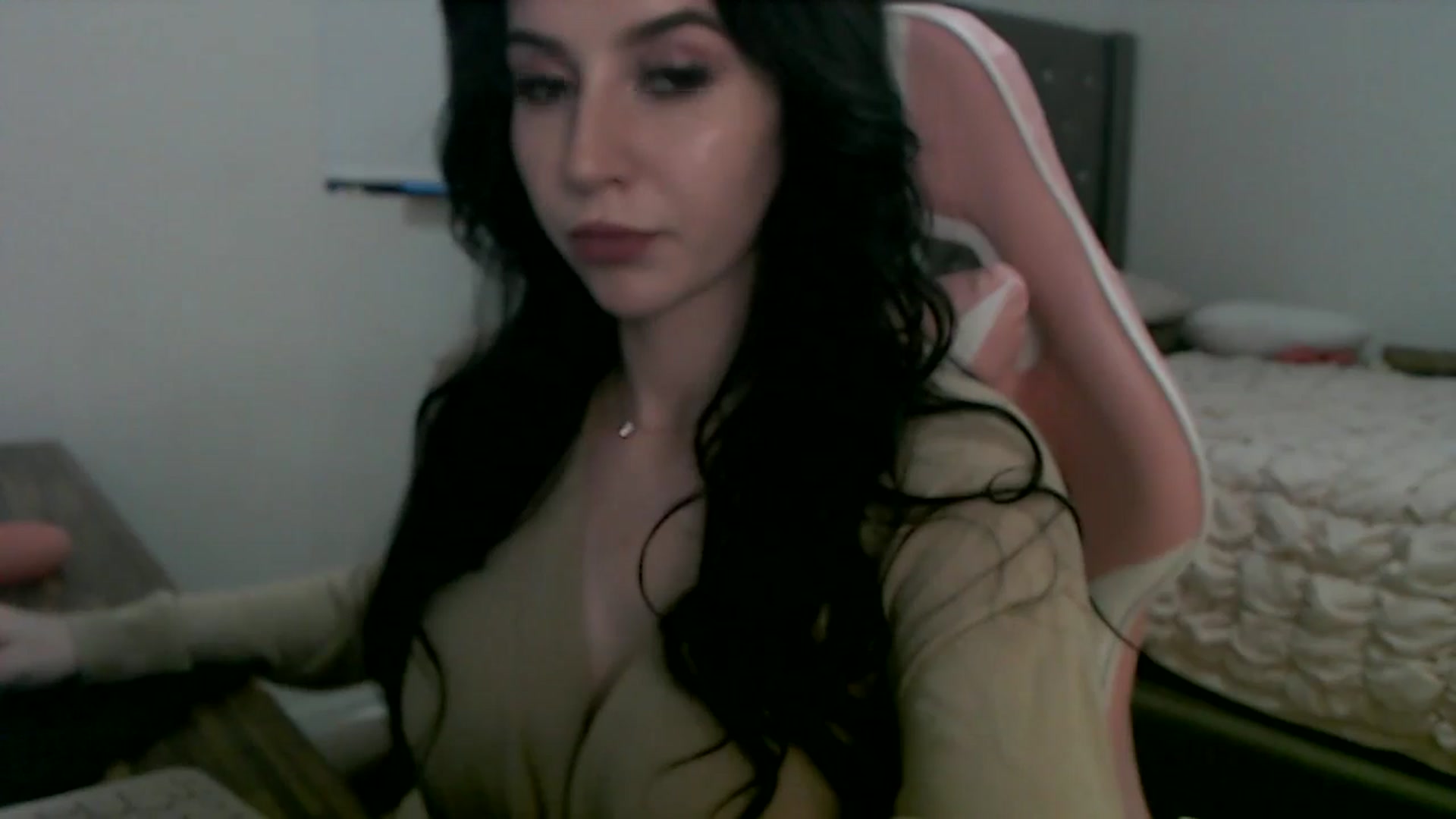 Gallery image thumbnail from iplayhardbabe's myfreecams stream on, 08/01/2024, 24:24 image 17 of 20