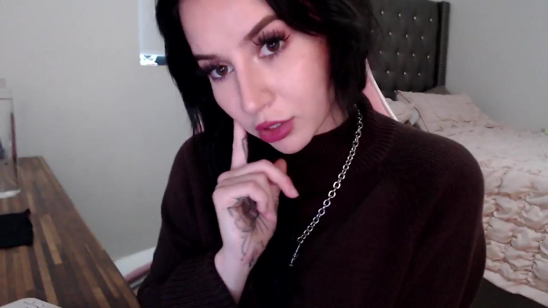 Gallery image thumbnail from iplayhardbabe's myfreecams stream on, 08/03/2024, 23:13 image 13 of 20