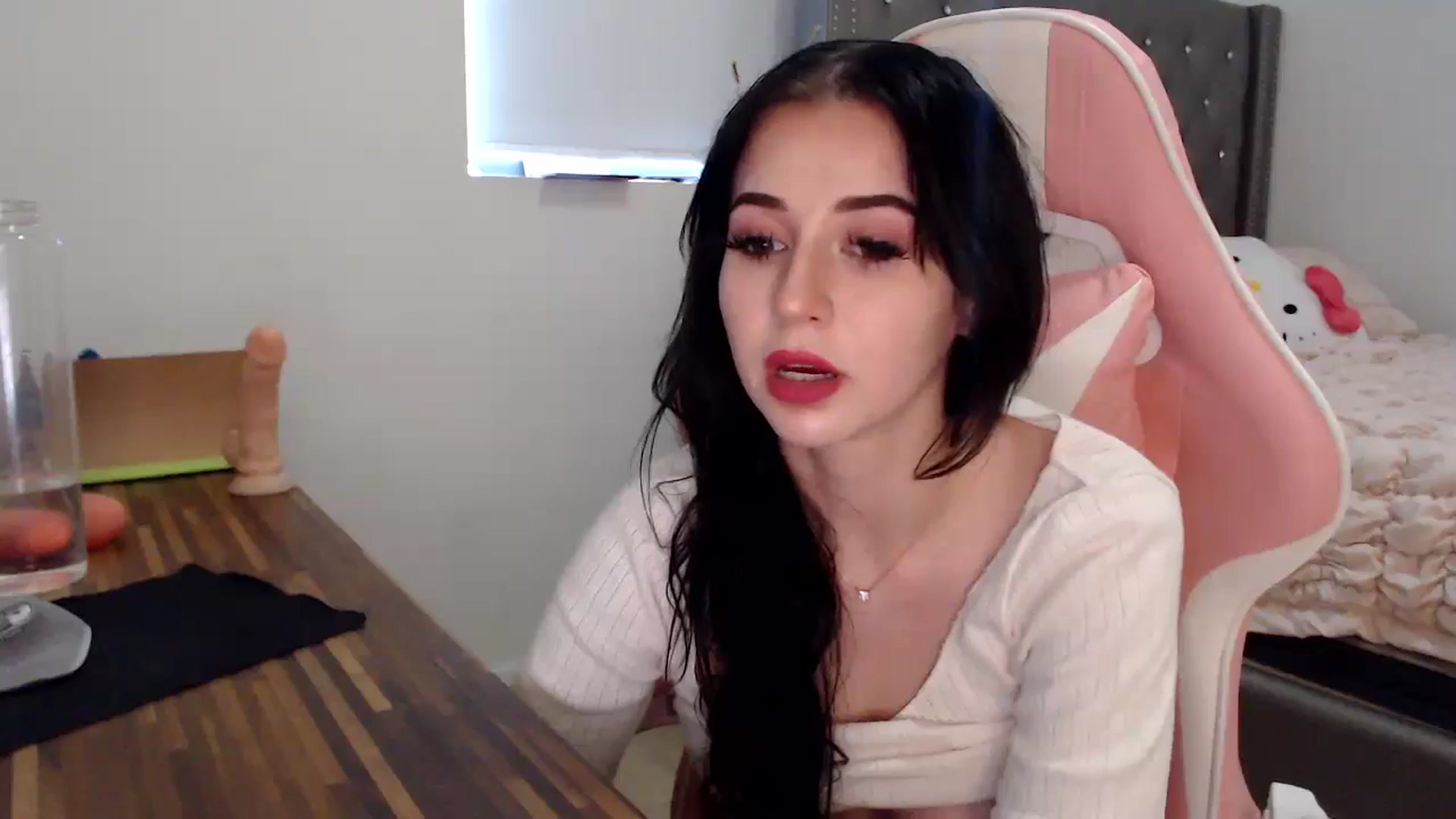 Gallery image thumbnail from iplayhardbabe's myfreecams stream on, 08/07/2024, 22:24 image 3 of 20