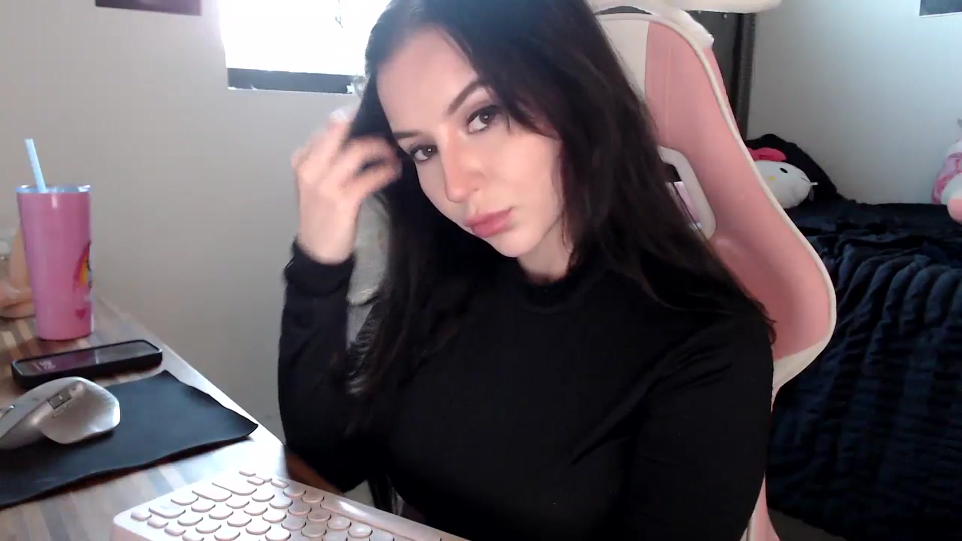 Gallery image thumbnail from iplayhardbabe's myfreecams stream on, 09/29/2024, 22:54 image 18 of 20