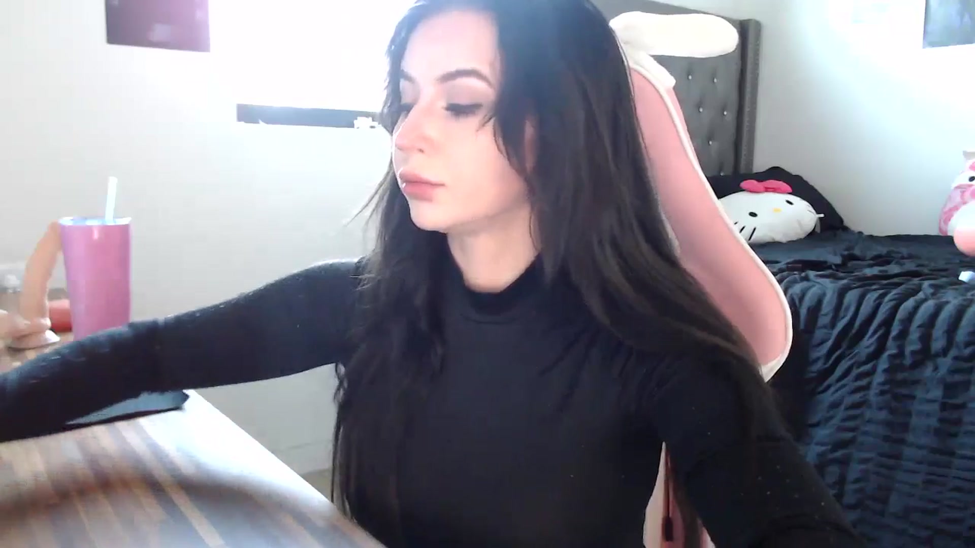 Gallery image thumbnail from iplayhardbabe's myfreecams stream on, 09/29/2024, 22:54 image 4 of 20