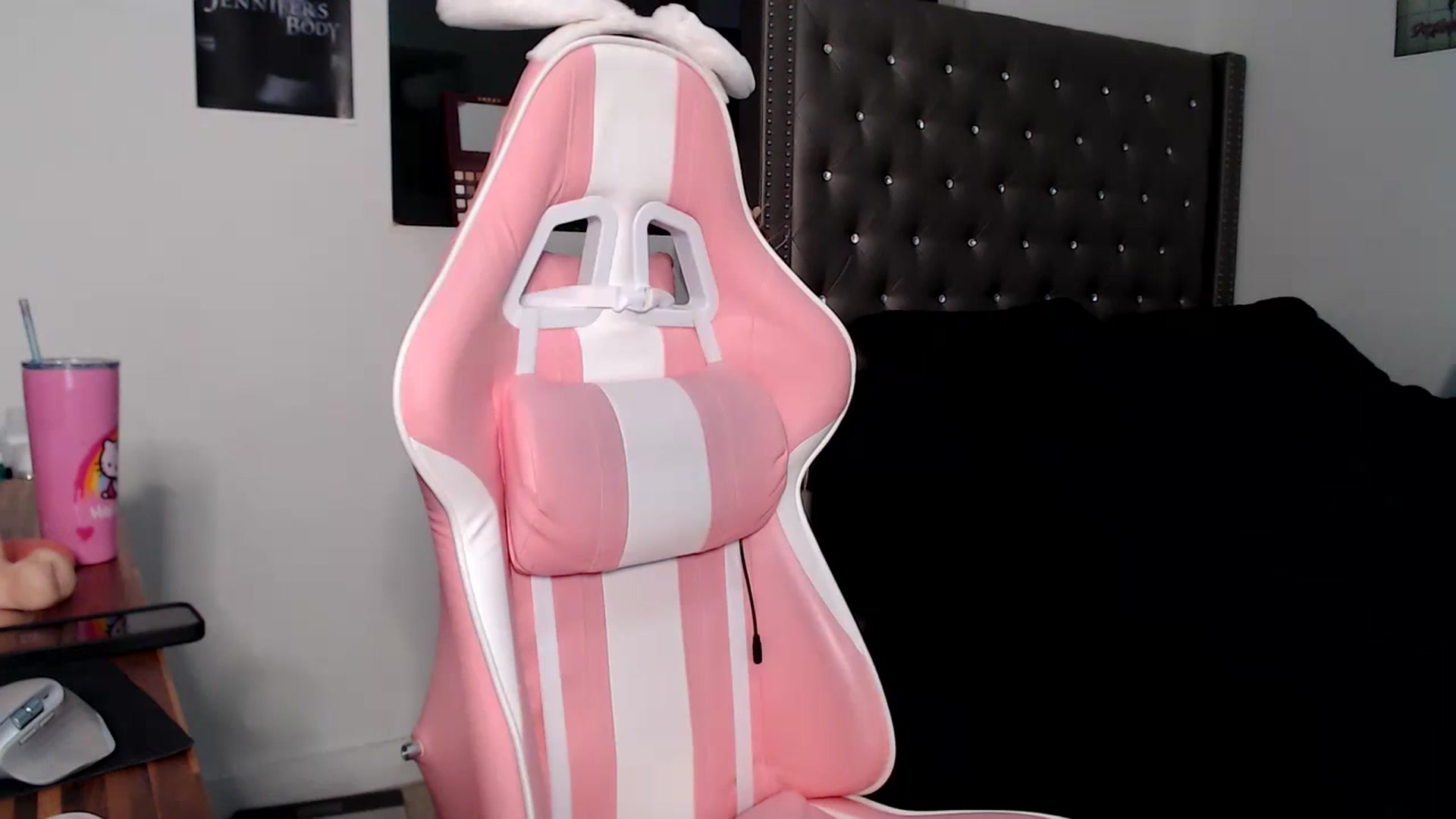 Gallery image thumbnail from iplayhardbabe's myfreecams stream on, 10/05/2024, 23:55 image 6 of 20