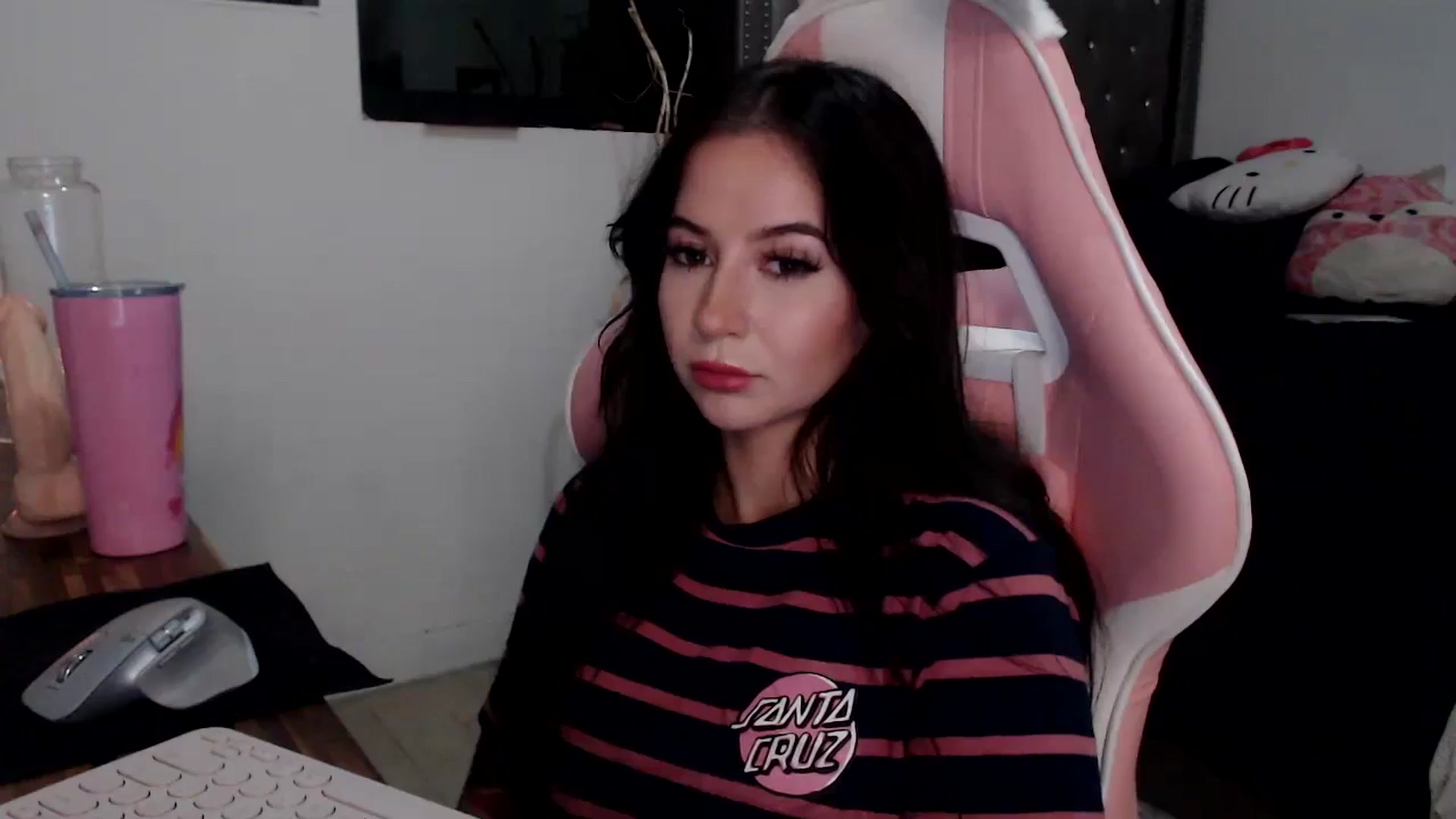 Gallery image thumbnail from iplayhardbabe's myfreecams stream on, 10/13/2024, 01:03 image 14 of 20