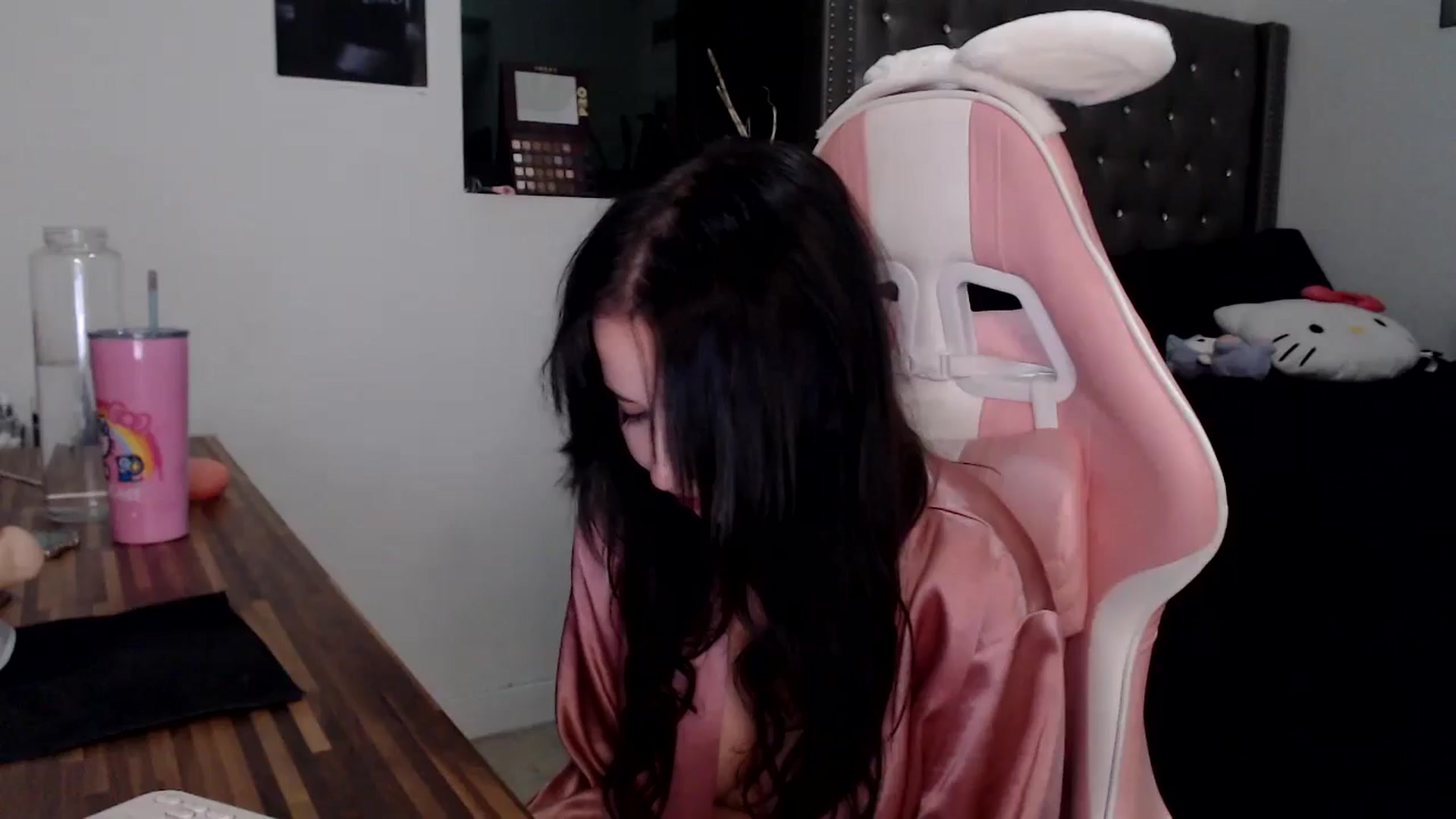 Gallery image thumbnail from iplayhardbabe's myfreecams stream on, 10/16/2024, 02:43 image 17 of 20
