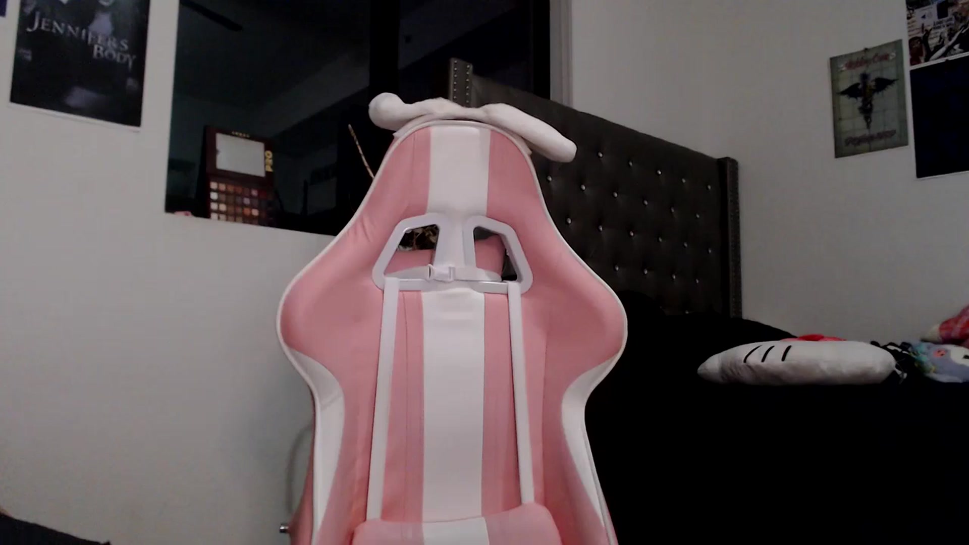Gallery image thumbnail from iplayhardbabe's myfreecams stream on, 10/20/2024, 24:26 image 10 of 20