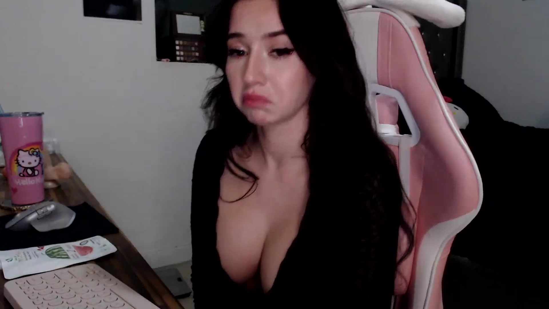 Gallery image thumbnail from iplayhardbabe's myfreecams stream on, 10/21/2024, 02:22 image 8 of 20
