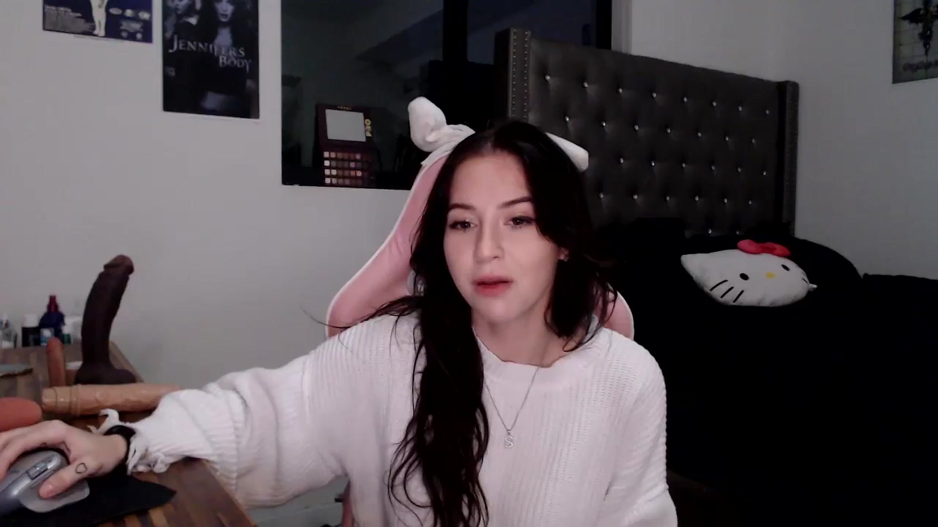Gallery image thumbnail from iplayhardbabe's myfreecams stream on, 11/04/2024, 24:21 image 1 of 20