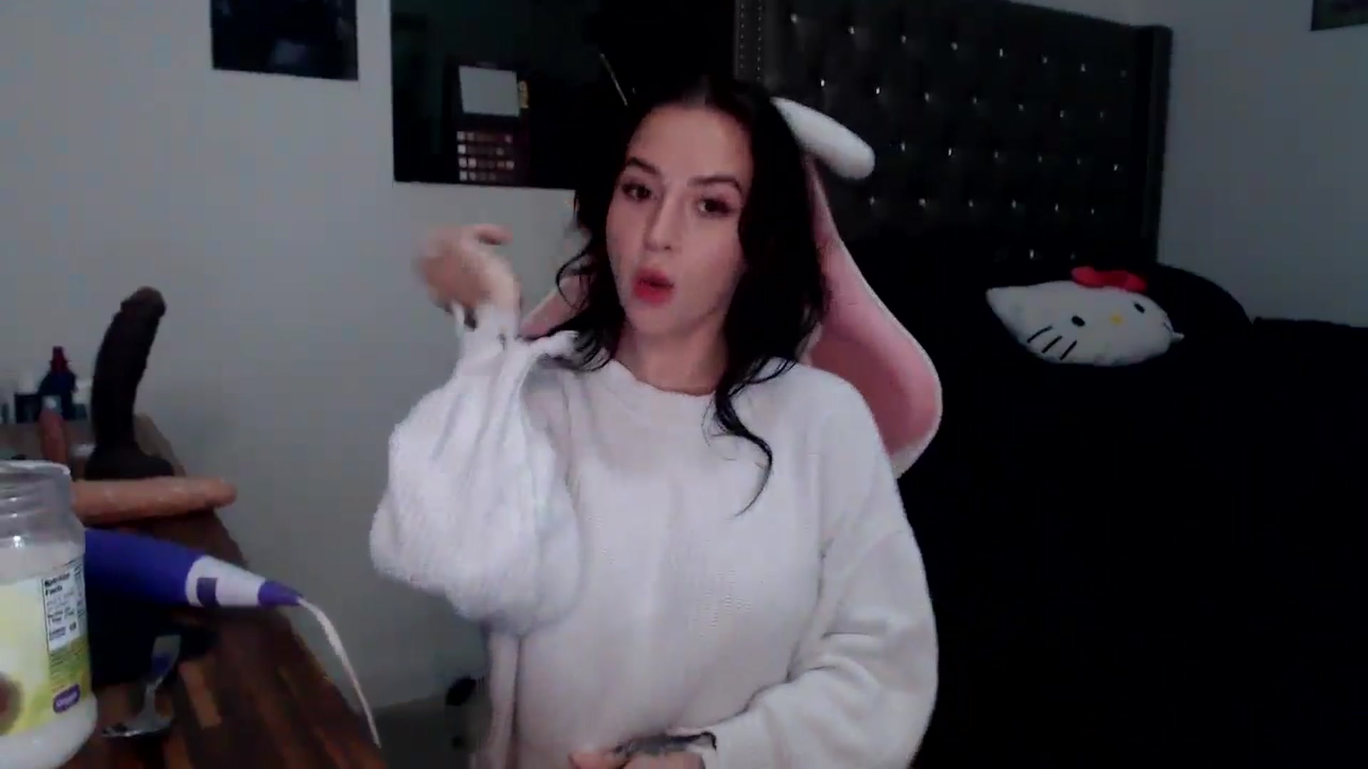Gallery image thumbnail from iplayhardbabe's myfreecams stream on, 11/04/2024, 24:21 image 7 of 20