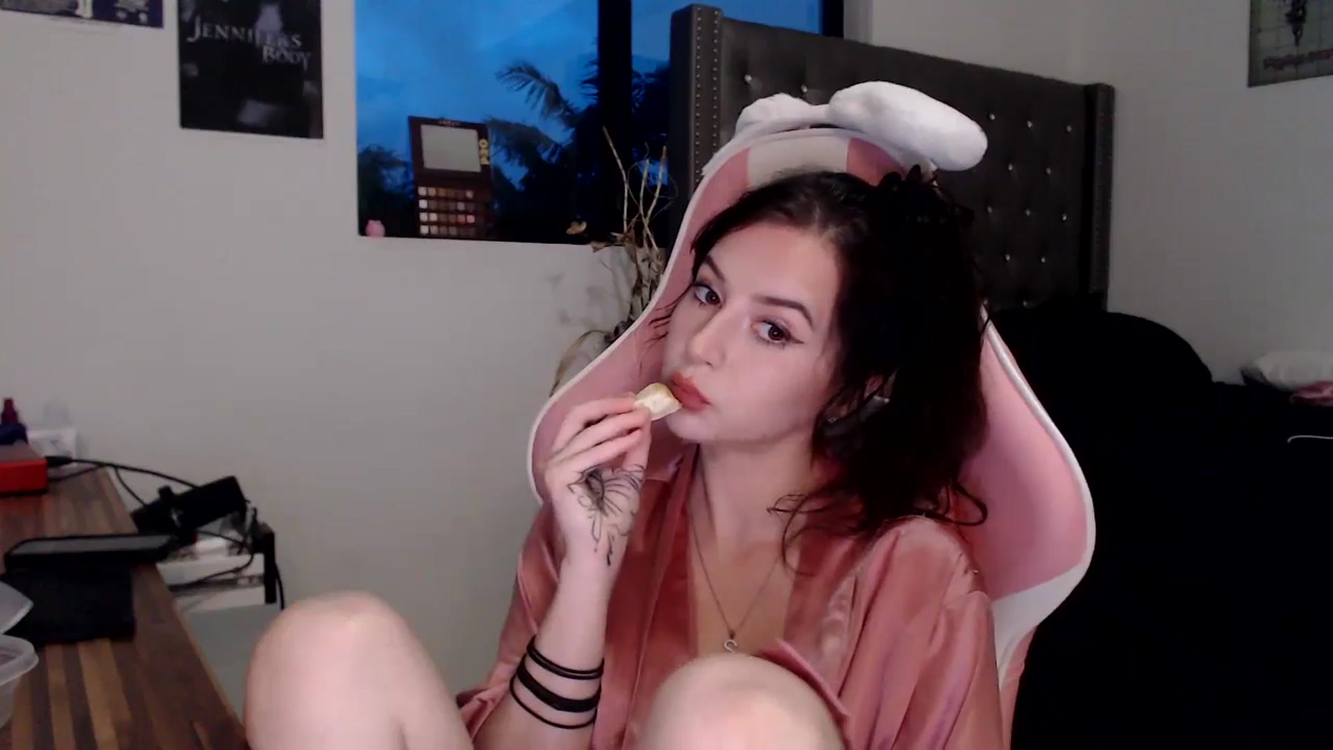 Gallery image thumbnail from iplayhardbabe's myfreecams stream on, 11/05/2024, 23:28 image 9 of 20