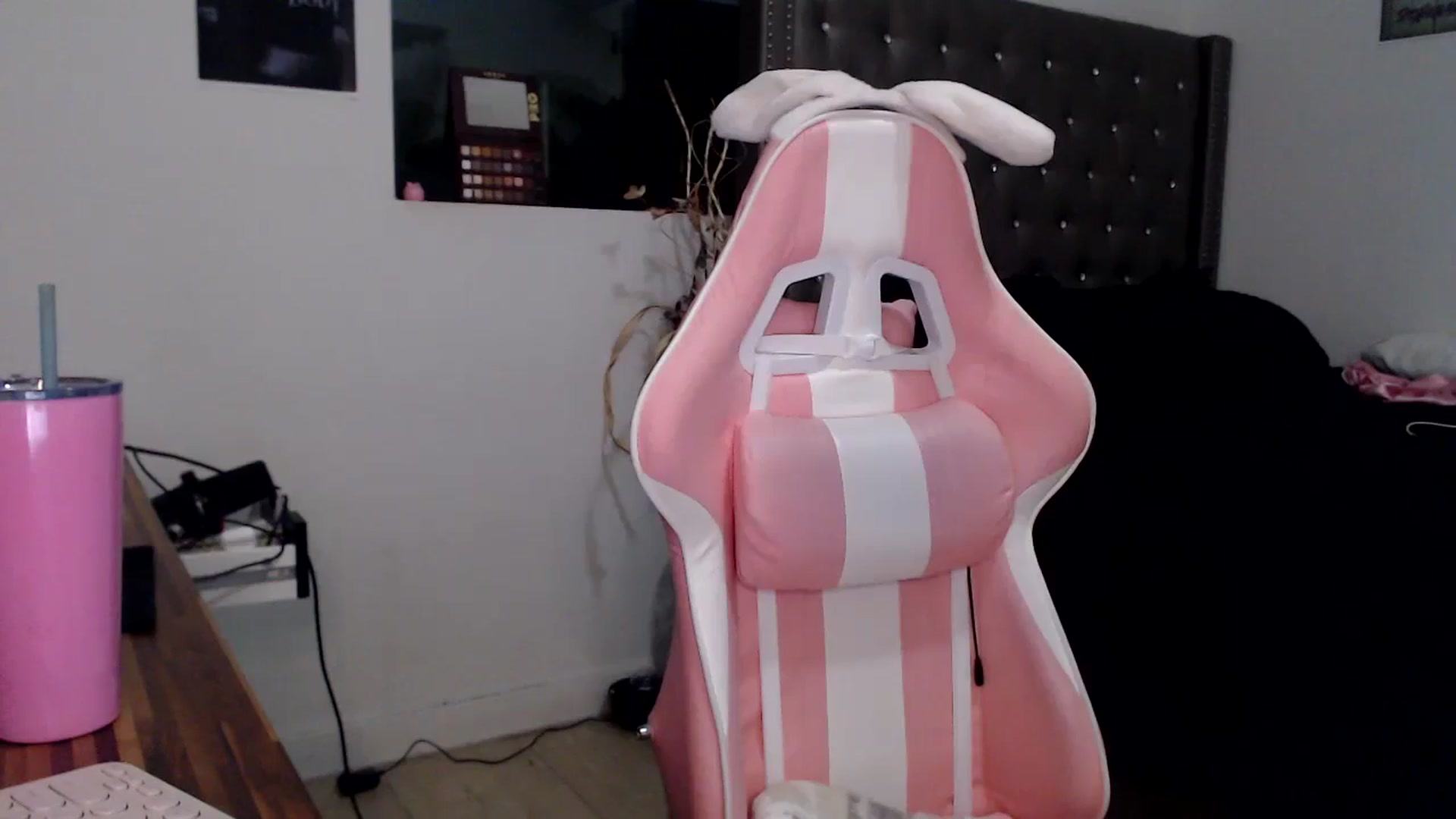 Gallery image thumbnail from iplayhardbabe's myfreecams stream on, 11/05/2024, 23:28 image 14 of 20