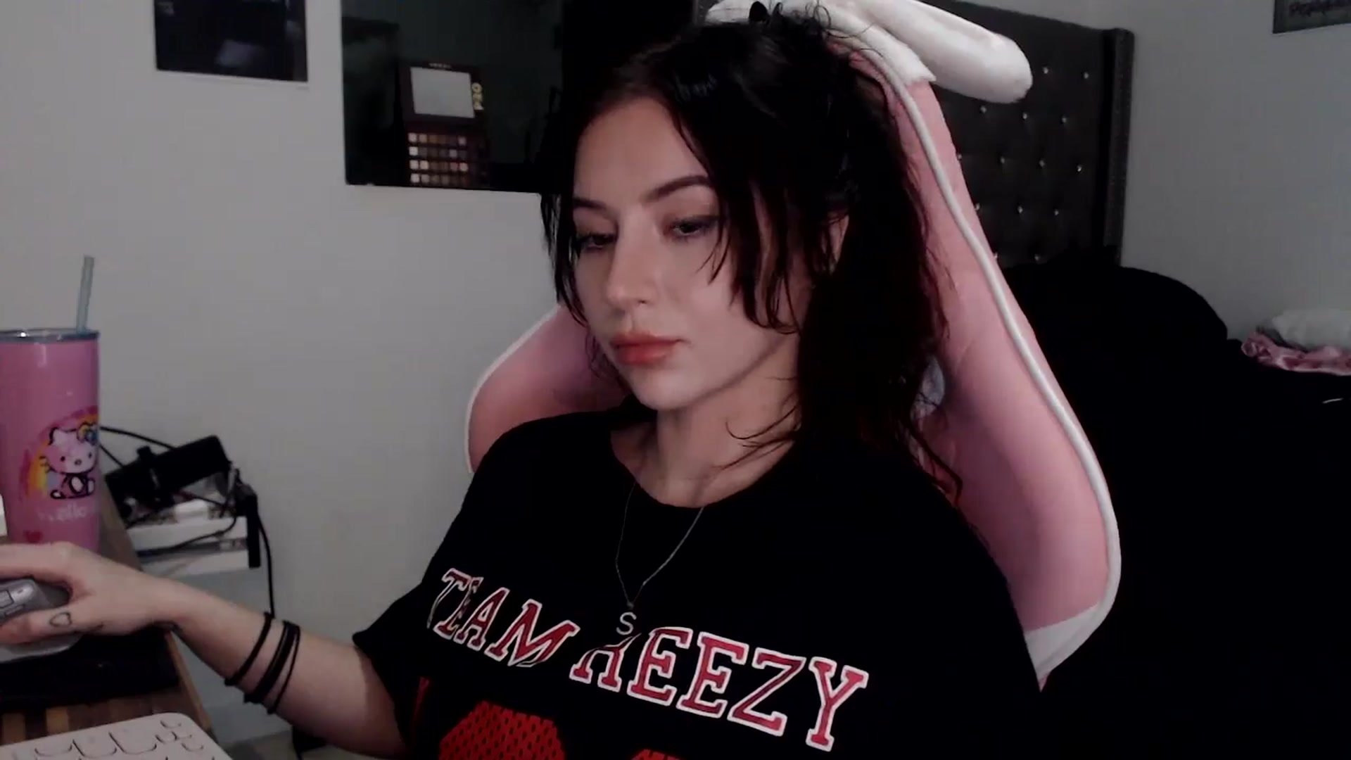 Gallery image thumbnail from iplayhardbabe's myfreecams stream on, 11/06/2024, 01:19 image 9 of 20