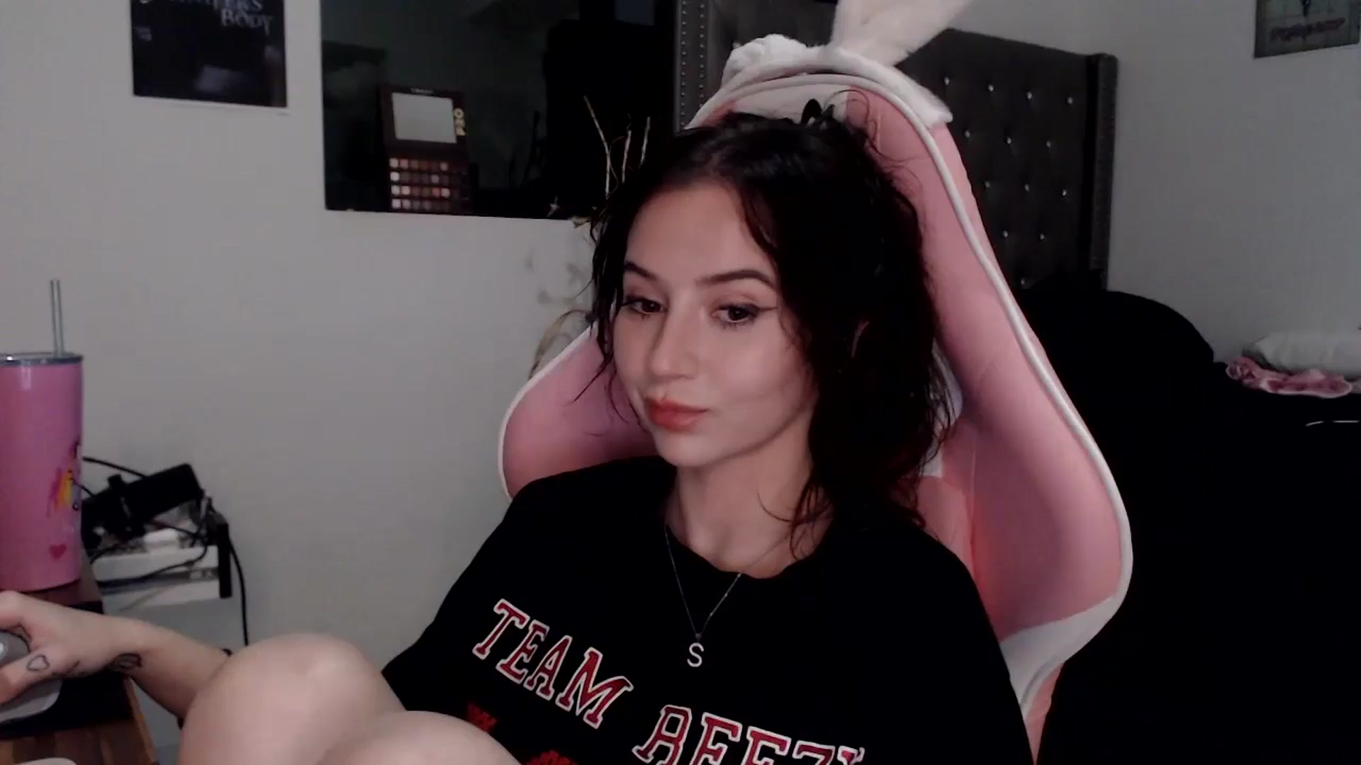 Gallery image thumbnail from iplayhardbabe's myfreecams stream on, 11/06/2024, 01:19 image 1 of 20