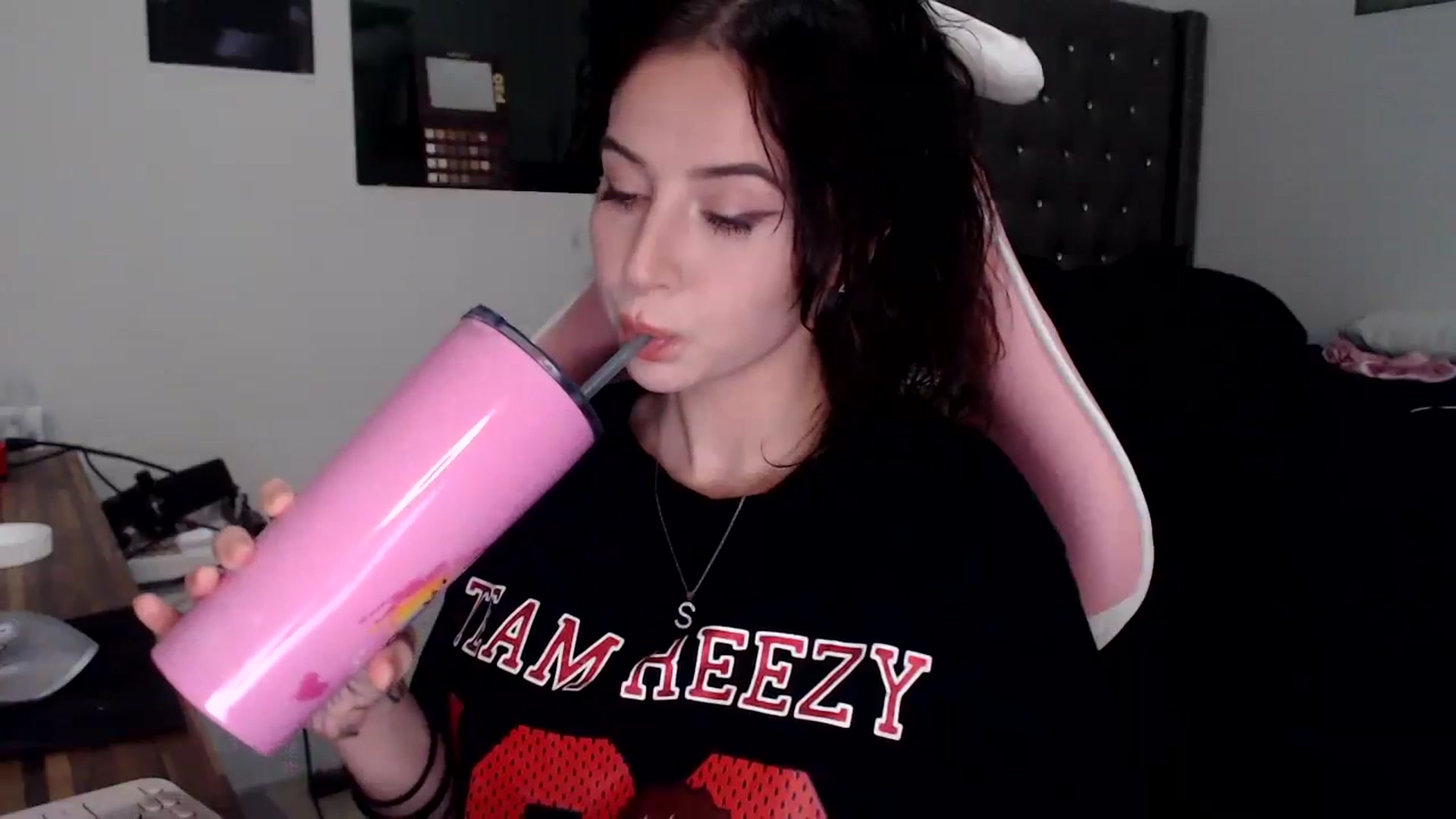 Gallery image thumbnail from iplayhardbabe's myfreecams stream on, 11/06/2024, 01:19 image 15 of 20