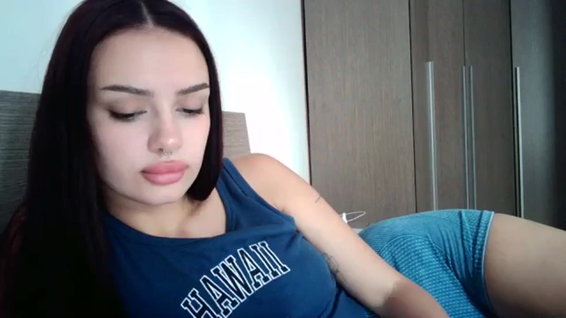 Gallery image thumbnail from irenebae's myfreecams stream on, 09/17/2023, 15:57 image 12 of 20