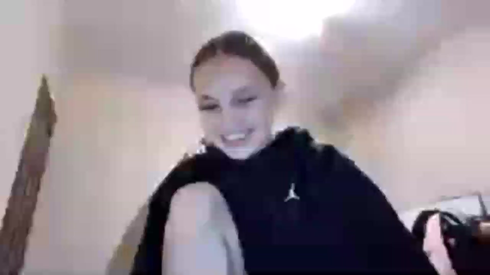 Gallery image thumbnail from irynasweetx's myfreecams stream on, 06/09/2026, 21:29 image 10 of 20