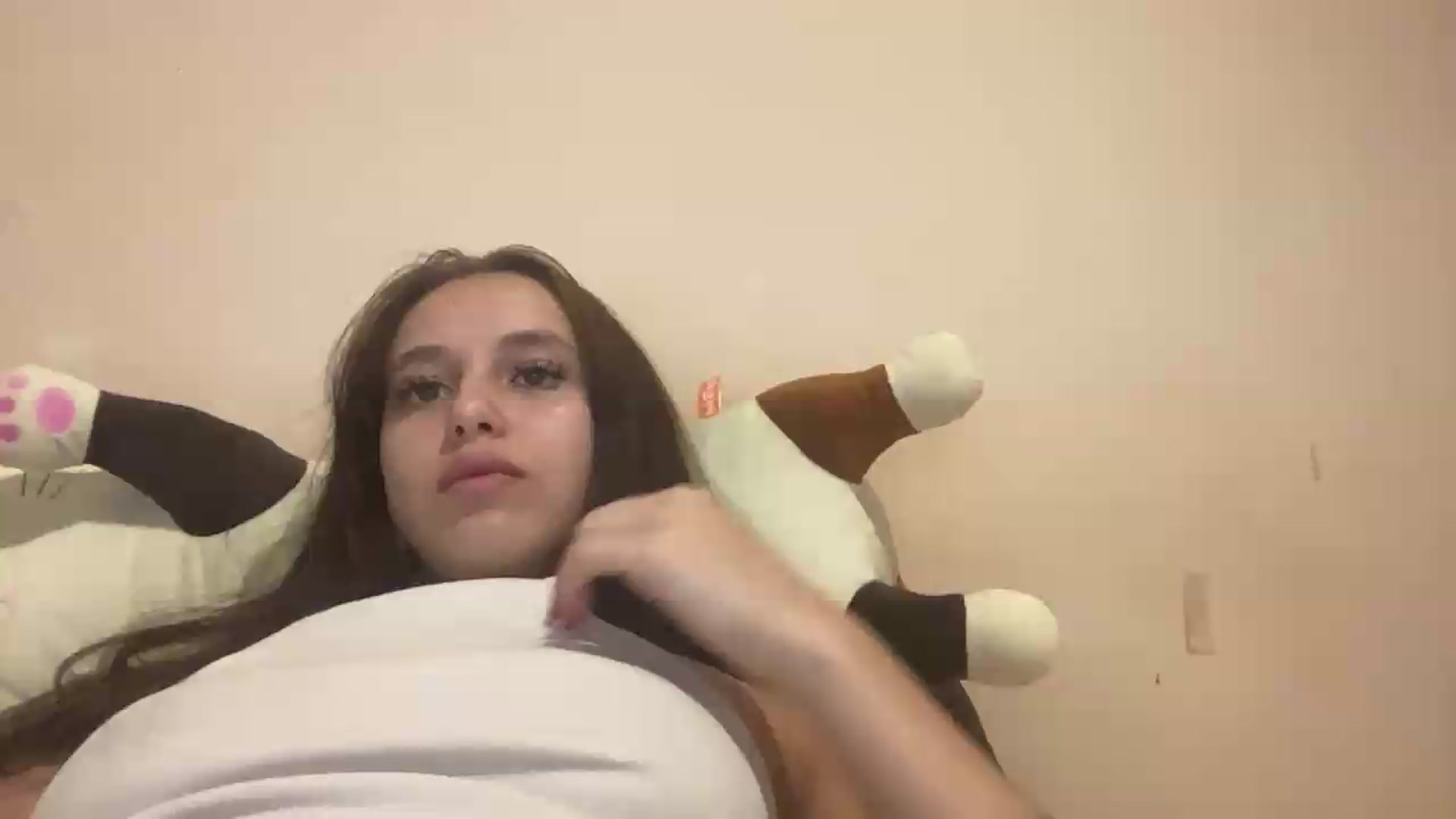 Gallery image thumbnail from irynasweetx's myfreecams stream on, 06/11/2026, 20:19 image 15 of 20