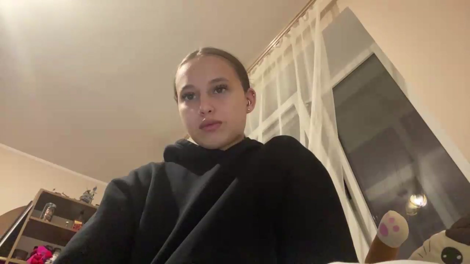Gallery image thumbnail from irynasweetx's myfreecams stream on, 06/16/2026, 19:54 image 13 of 20