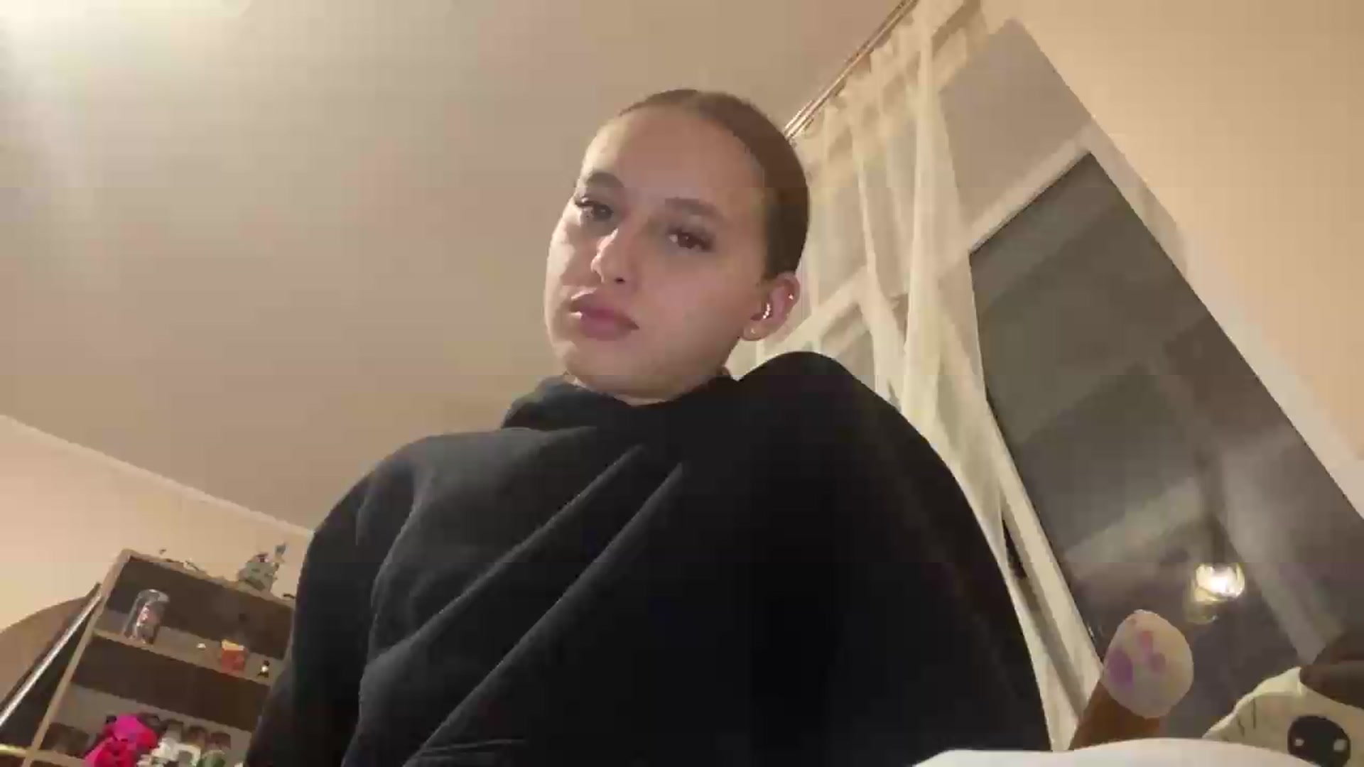Gallery image thumbnail from irynasweetx's myfreecams stream on, 06/16/2026, 19:54 image 5 of 20
